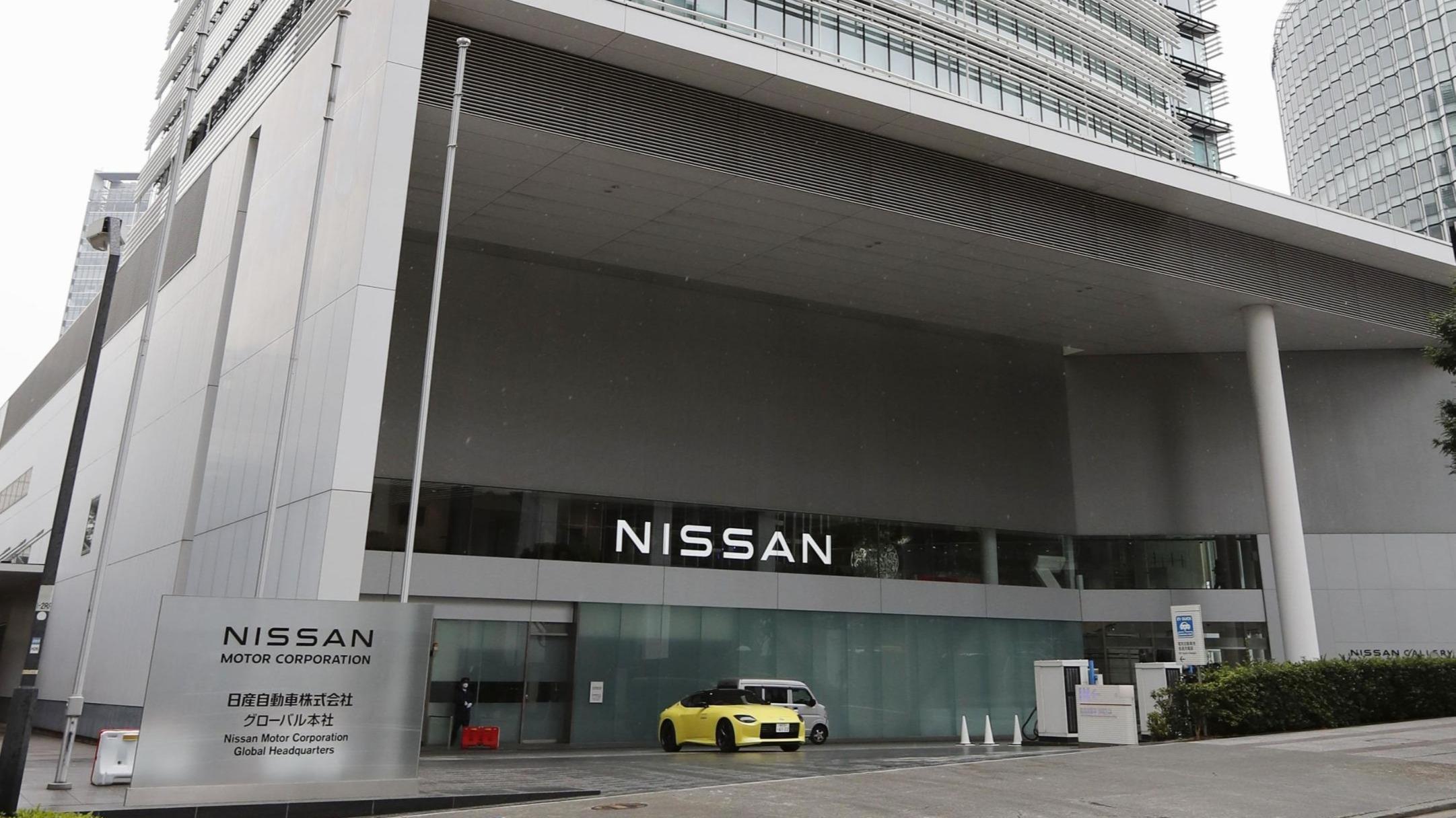 Nissan, Tesla, Electric vehicles, Hybrid vehicles, Mergers and acquisitions, Automotive industry, Yoshihide Suga, Hiro Mizuno