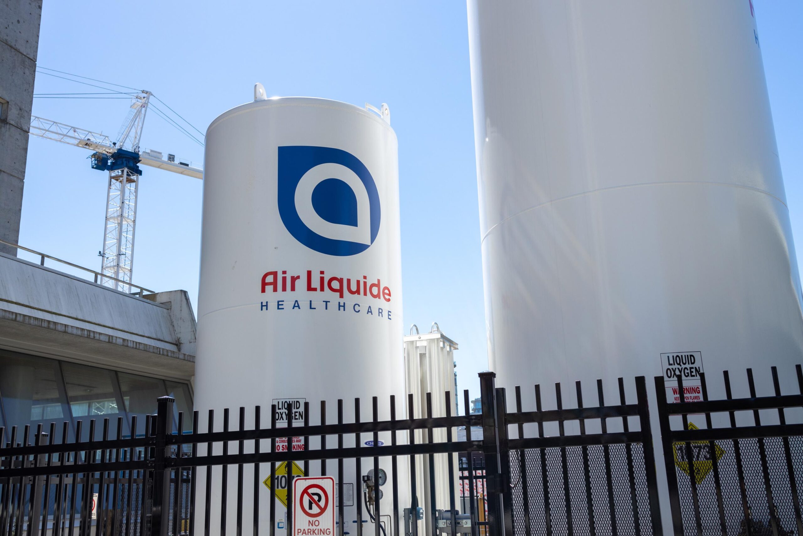 Air Liquide, Climate Transition, Industrial Gases, Hydrogen Production, Strategic Plan Extension, Margin Improvement, Renewable Energy, Low Carbon Solutions, Growth Opportunities