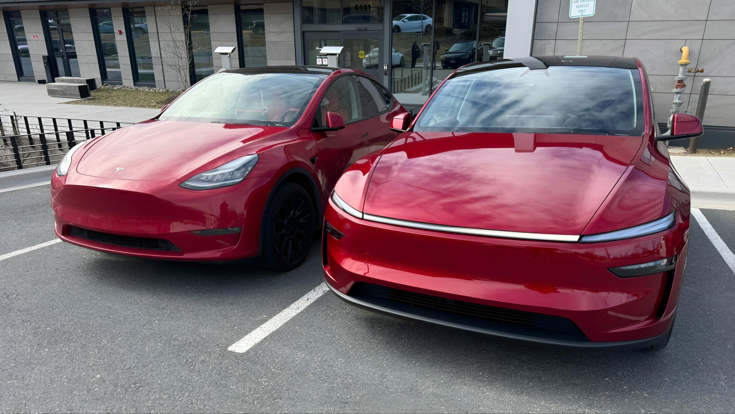 Tesla Model Y, Sound Insulation, Ultra-Quiet Cabin, Safety Concerns, External Sounds, Software Updates, Acoustic Glass, Door Seal Systems, Road Noise, Wind Noise, Emergency Vehicles, Sirens, Driver Feedback, Potential Solutions