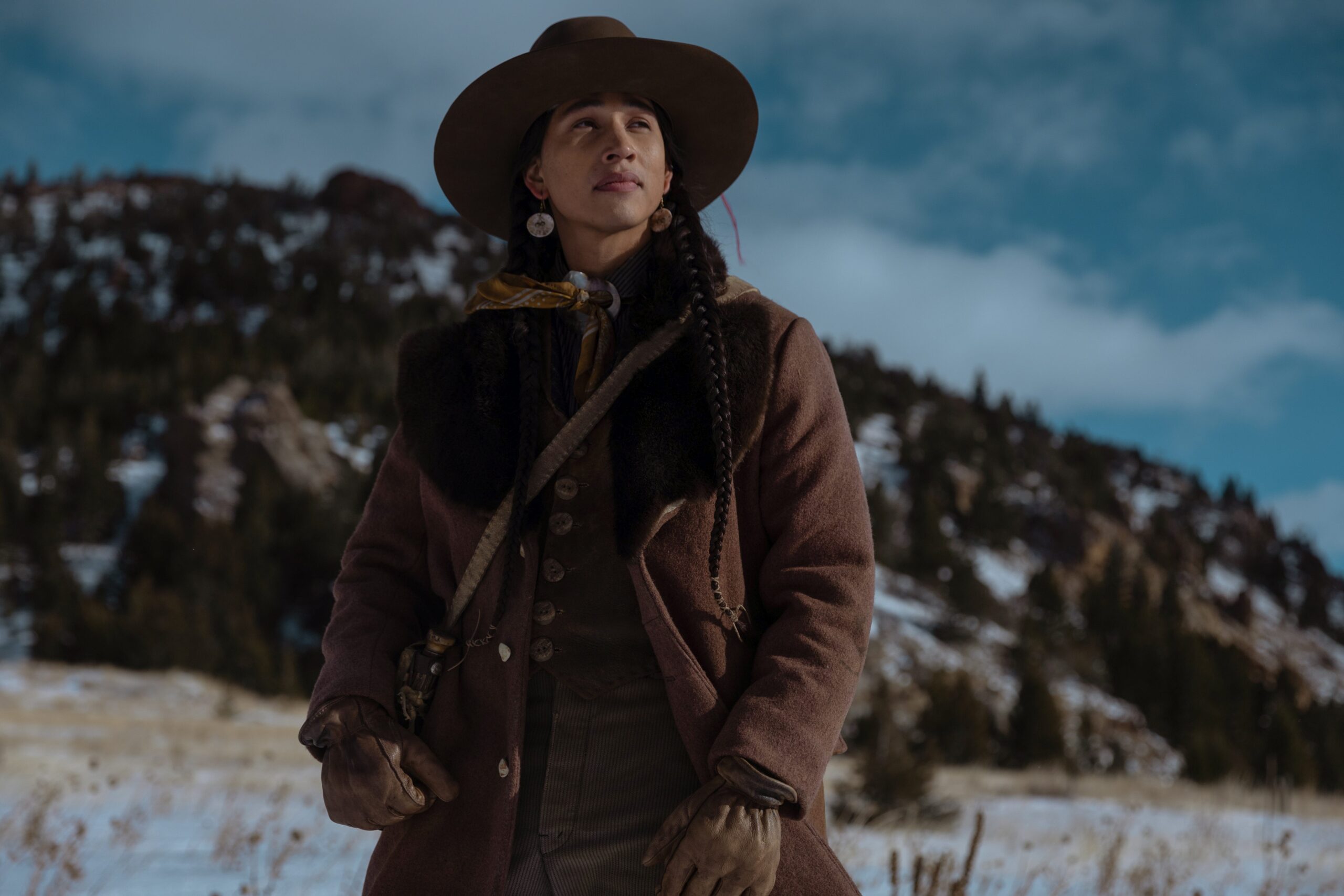 1923, Taylor Sheridan, Cole Brings Plenty, Aminah Nieves, Yellowston, Native American, Western series, Paramount+, Premiere episode