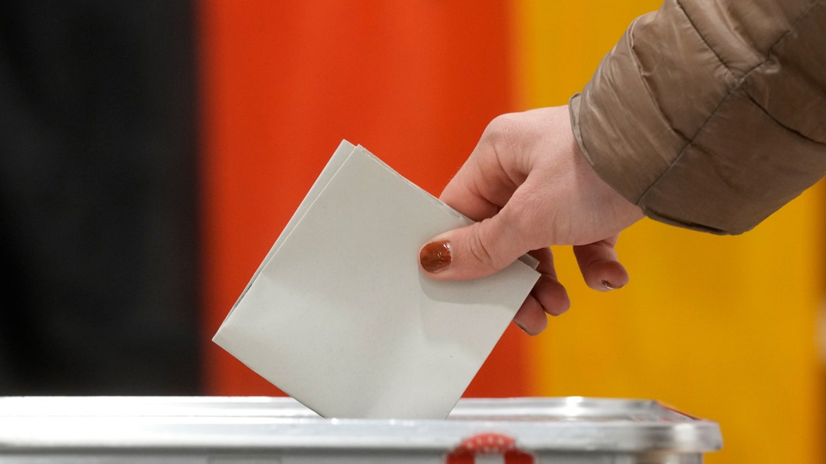 German election, Friedrich Merz, Alternative for Germany, Olaf Scholz, exit polls, center-left, center-right