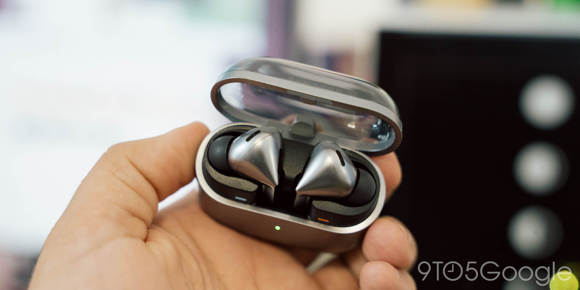 Galaxy Buds 3 Pro, firmware update, Samsung, Europe, reliability, stability, Galaxy Wearable app, Bluetooth, ear tips, update, earbuds
