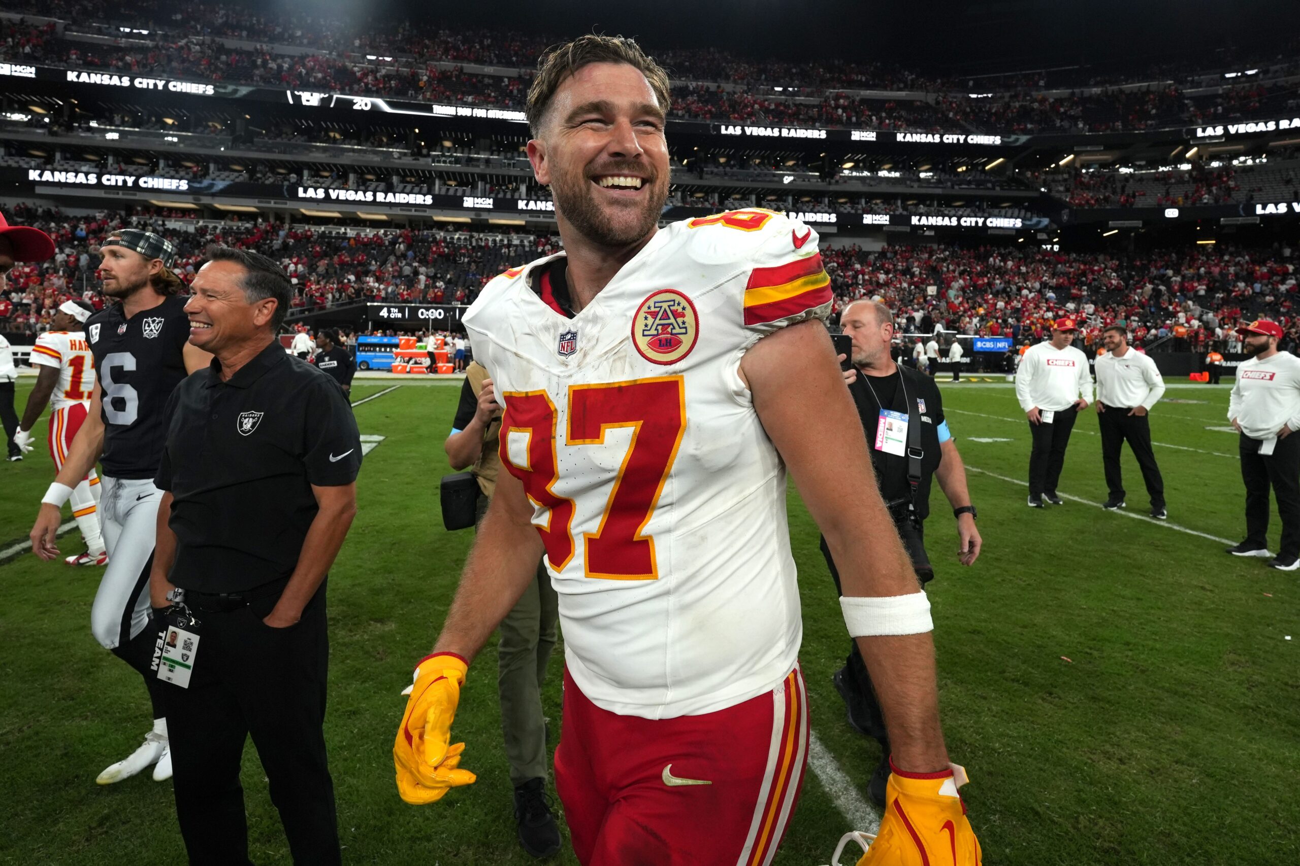 Travis Kelce, Kansas City Chiefs, NFL, retirement, Brett Veach, Super Bowl, New Heights podcast, Taylor Swift, Xavier Worthy, Rashee Rice, contract, football, NFL Network, Ian Rapoport, tight end, Patrick Mahomes, injuries, AFC Championship, Grotesquerie, Jason Kelce, meta keywords
