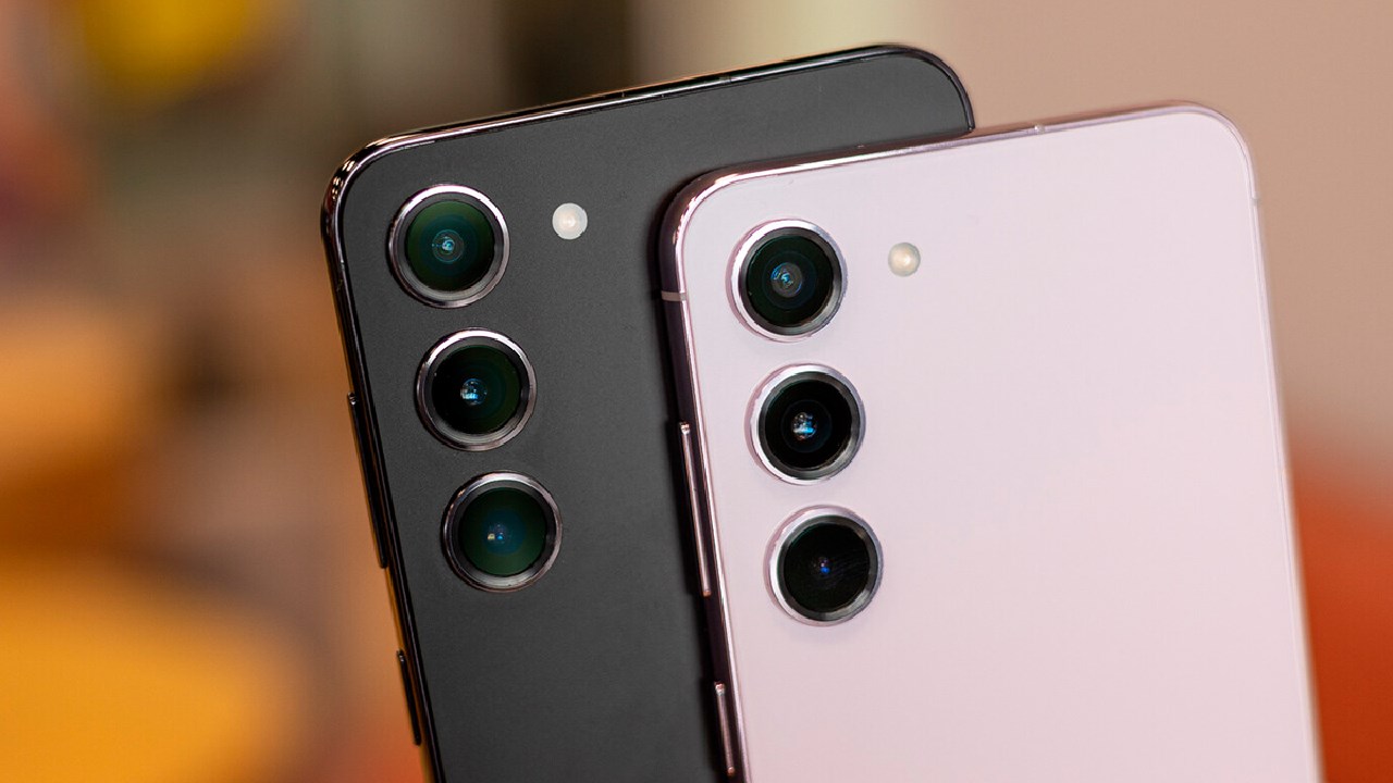 Samsung, One UI 7, Galaxy S21 FE, February 2025 update, Android update, software update, security patch, G990USQSEGYA3, G990U2SQSCGYA3, US, South Korea, mid-range phone, update policy, Samsung update, Android security, Galaxy S21 FE update, Samsung software, One UI
