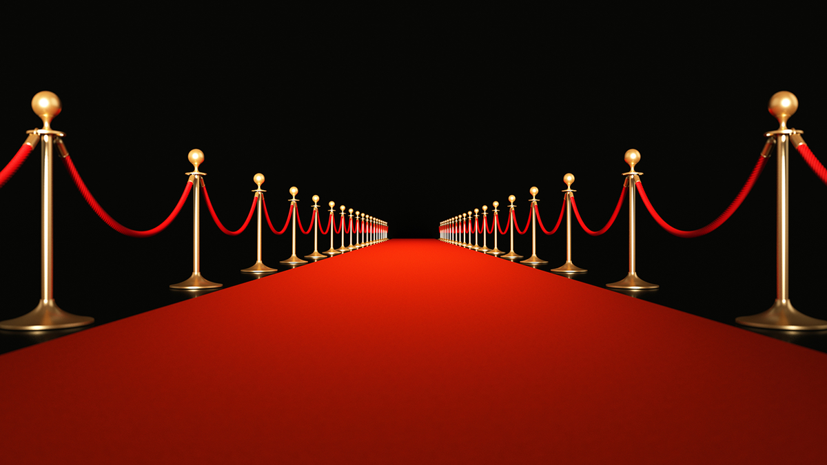 Oscars party, Oscar party ideas, Oscar party decorations, red carpet party, Hollywood party, Oscar viewing party, Oscar party games, red carpet decor, Hollywood backdrop, champagne glasses, coupe glasses, party centerpieces, disposable dinnerware, snack trays, red carpet bingo, party trophies, evening gowns, cocktail dresses, party jewelry, men's suit, tuxedo, party deals
