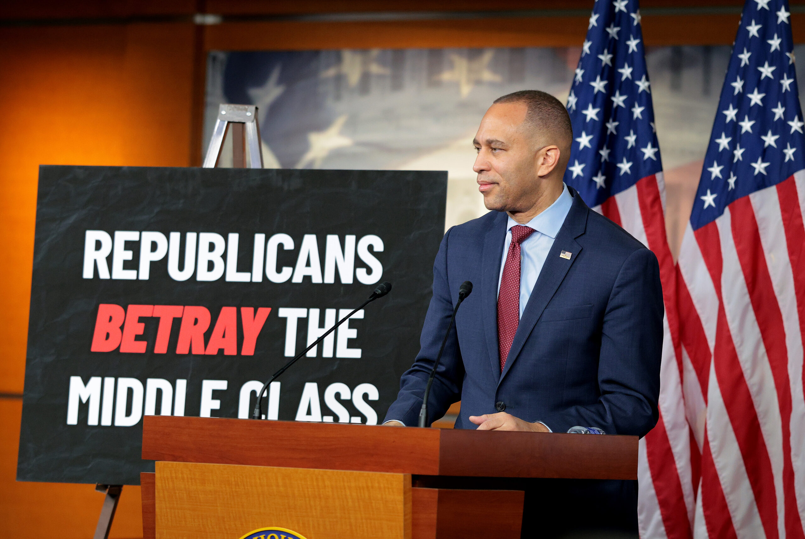 Democrats, Republicans, 2026 Midterms, Donald Trump, Elon Musk, Medicaid, Healthcare, Political Polls, Congressional Elections, GOP, Approval Ratings, Economic Policy, Tariffs, Federal Workforce, Consumer Confidence, Political Analysis, Political Strategy.
