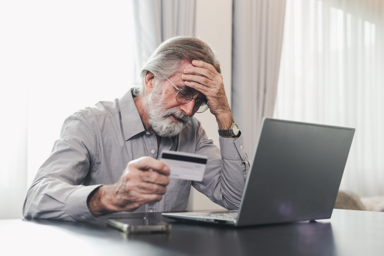 PC sales forecast, IDC report, Trump tariffs, PC prices, consumer demand, global PC volume, tablet sales, consumer device sales, Jitesh Ubrani, AI PCs, Windows 10, commercial PCs, workstation volume, China subsidies, semiconductor tariffs
