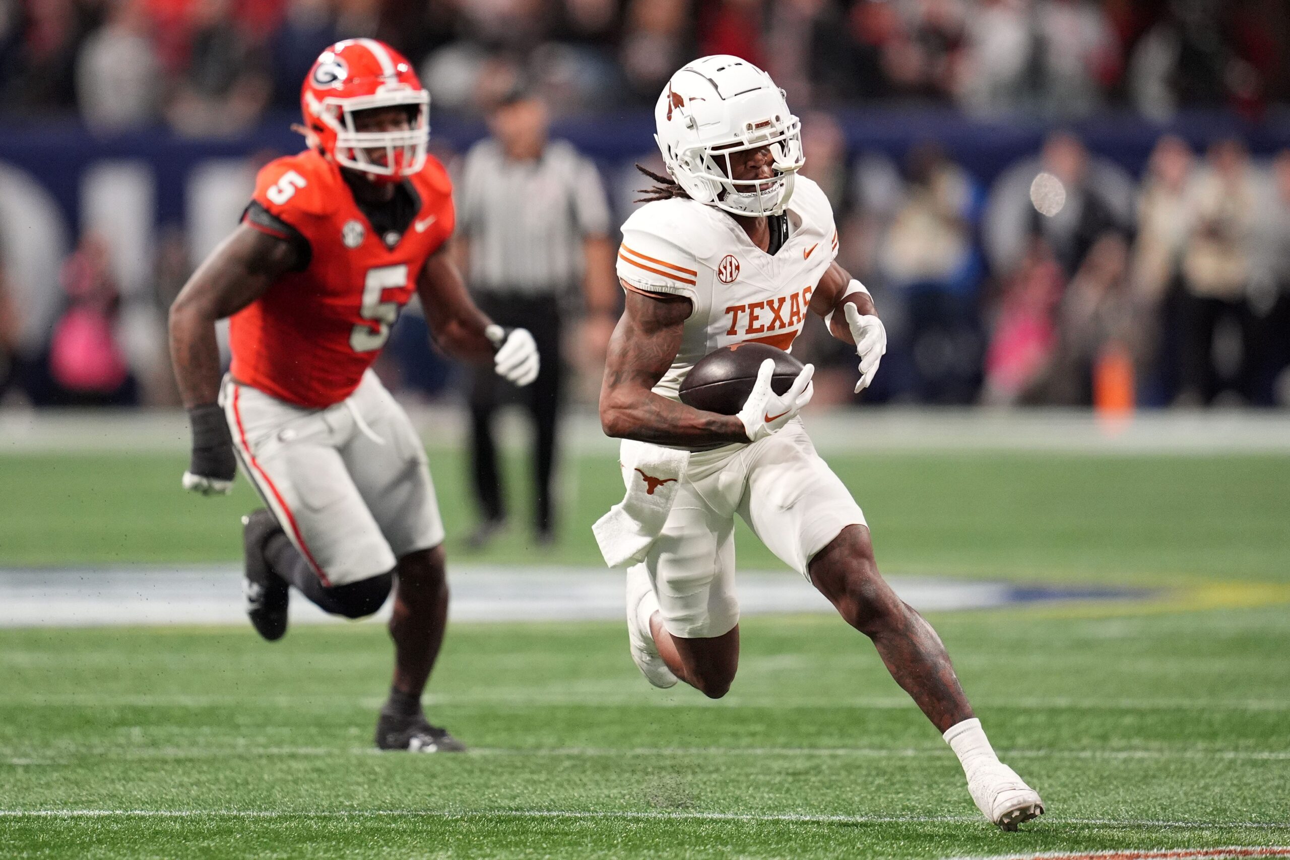 NFL combine, 40-yard dash, NFL draft, Xavier Worthy, fastest players, Indianapolis, combine records, wide receivers, running backs, safeties, cornerbacks, player rankings, draft prospects, scouting combine, NFL Network, NFL+, Fubo, combine schedule
