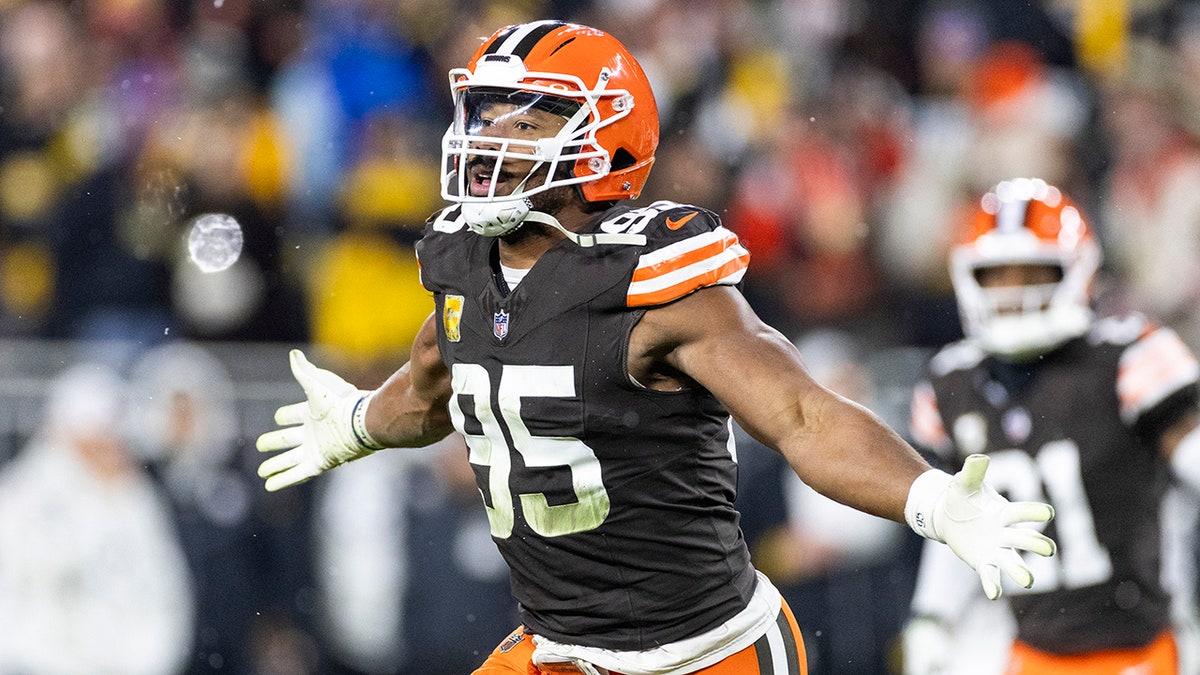 Myles Garrett, Cleveland Browns, NFL, trade request, contract extension, Deshaun Watson, Andrew Berry, Kevin Stefanski, defensive end, football, sports, NFL combine, playoffs, sacks, 2023 AP Defensive Player of the Year, Fox News Sports
