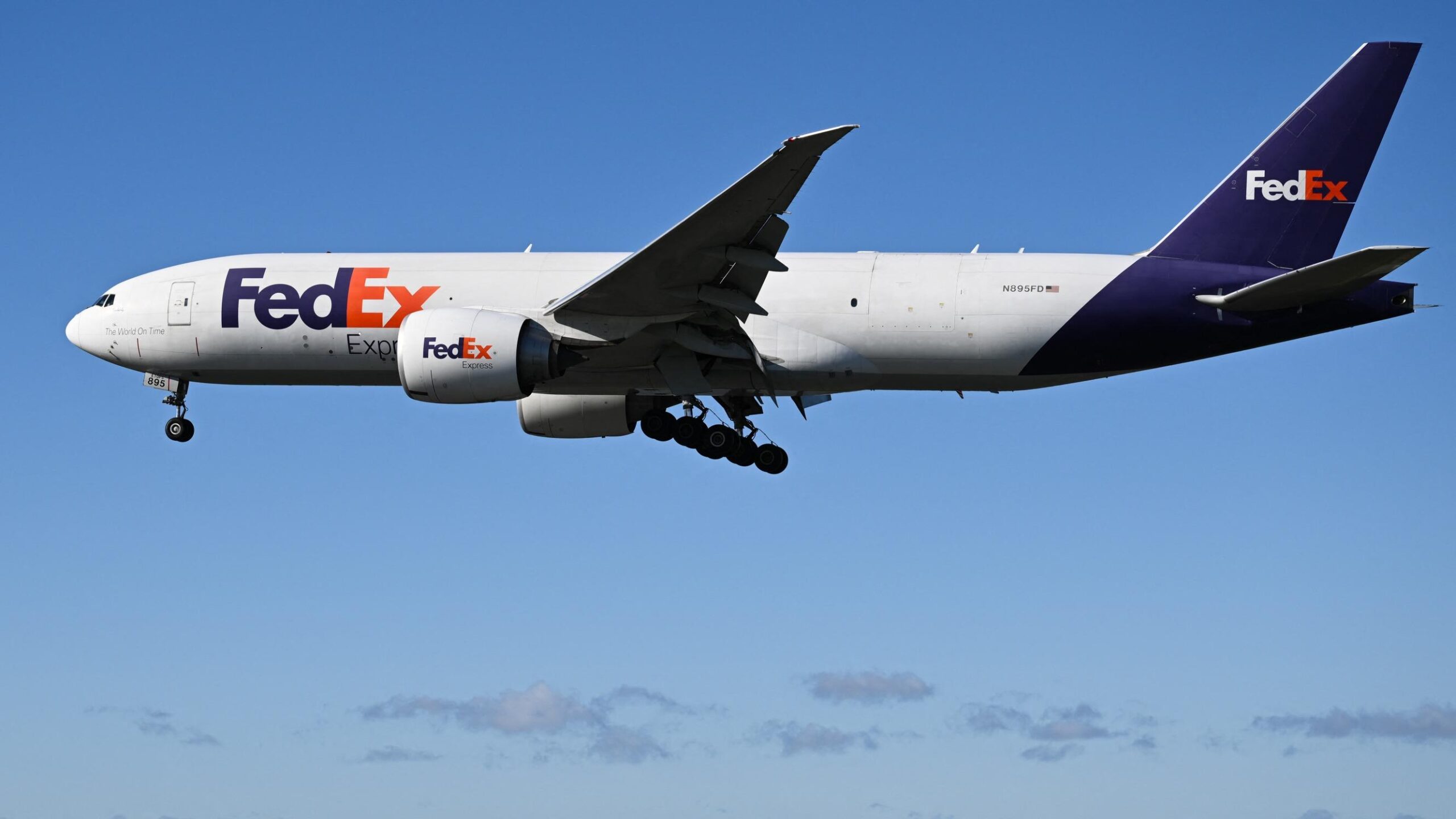 FedEx, Boeing 767, Newark Airport, emergency landing, engine fire, bird strike, FAA, flight 3609, New Jersey, air accident, cargo plane, ABC 7, air traffic
