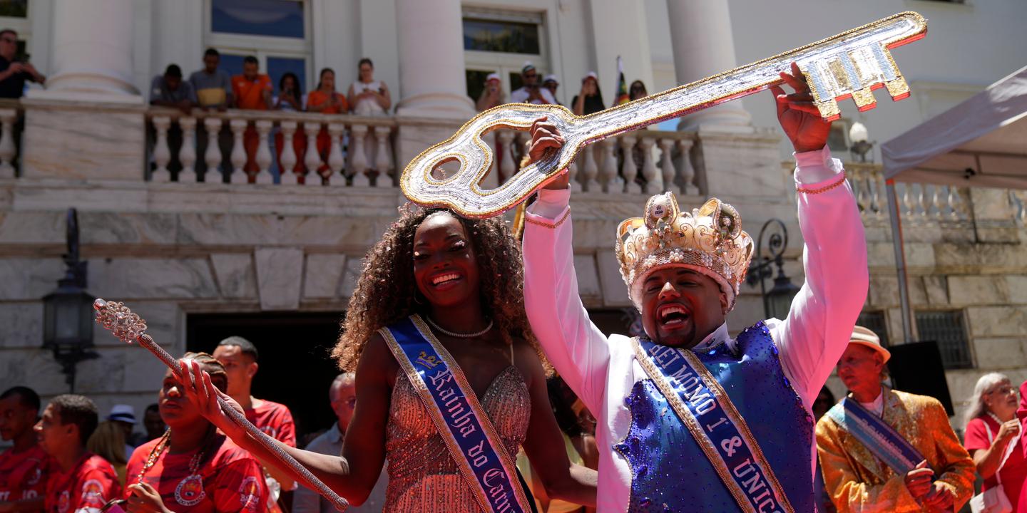 Carnaval de Rio, Carnaval, Rio de Janeiro, Brésil, Samba, Sambodrome, Roi Momo, Kaio Mackenzie, Ecoles de Samba, Blocos, Carnaval de Sao Paulo, Mocidade Alegre, Fêtes Brésiliennes, Défilés, Tourisme, Culture Brésilienne, Festivités
