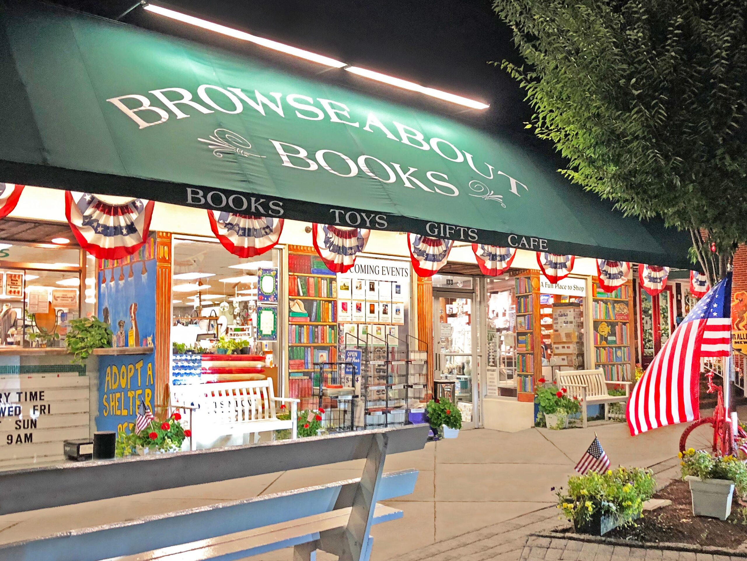 Independent bookstore, Browseabout Books, Rehoboth Beach, Delaware, Susan Kehoe, book recommendations, local bookstore, community, events, History Book Festival, books, toys, stationery, gifts, cafe.
