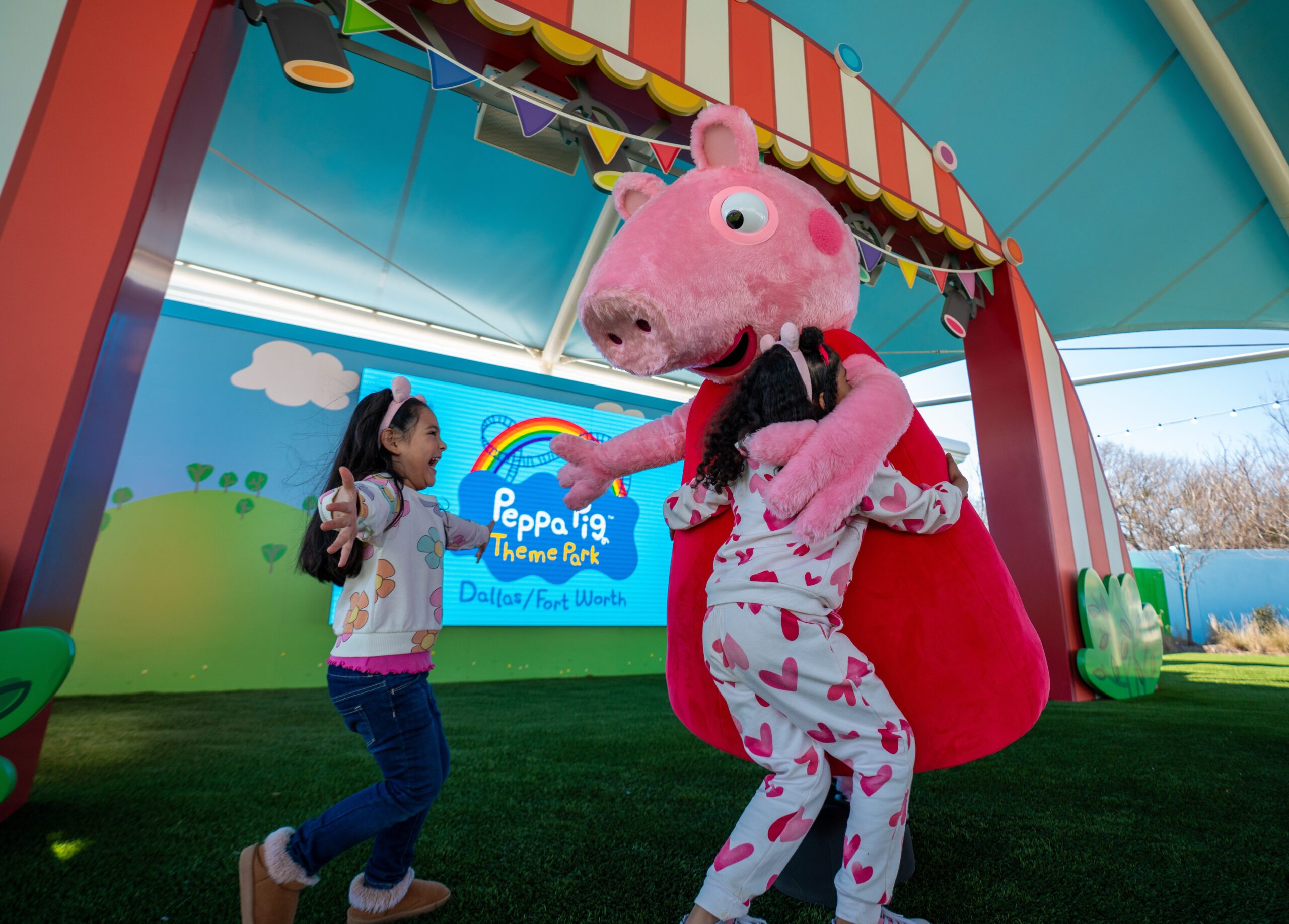 Peppa Pig Theme Park Dallas, Fort Worth, Texas, theme park, kids, preschoolers, family, rides, attractions, Merlin Entertainments, LEGOLAND, Peppa Pig World of Play, accessibility, sensory guide, autism, Certified Autism Center, family travel, North Richland Hills, Grapevine, Universal Kids Resort, Frisco, admission, annual pass
