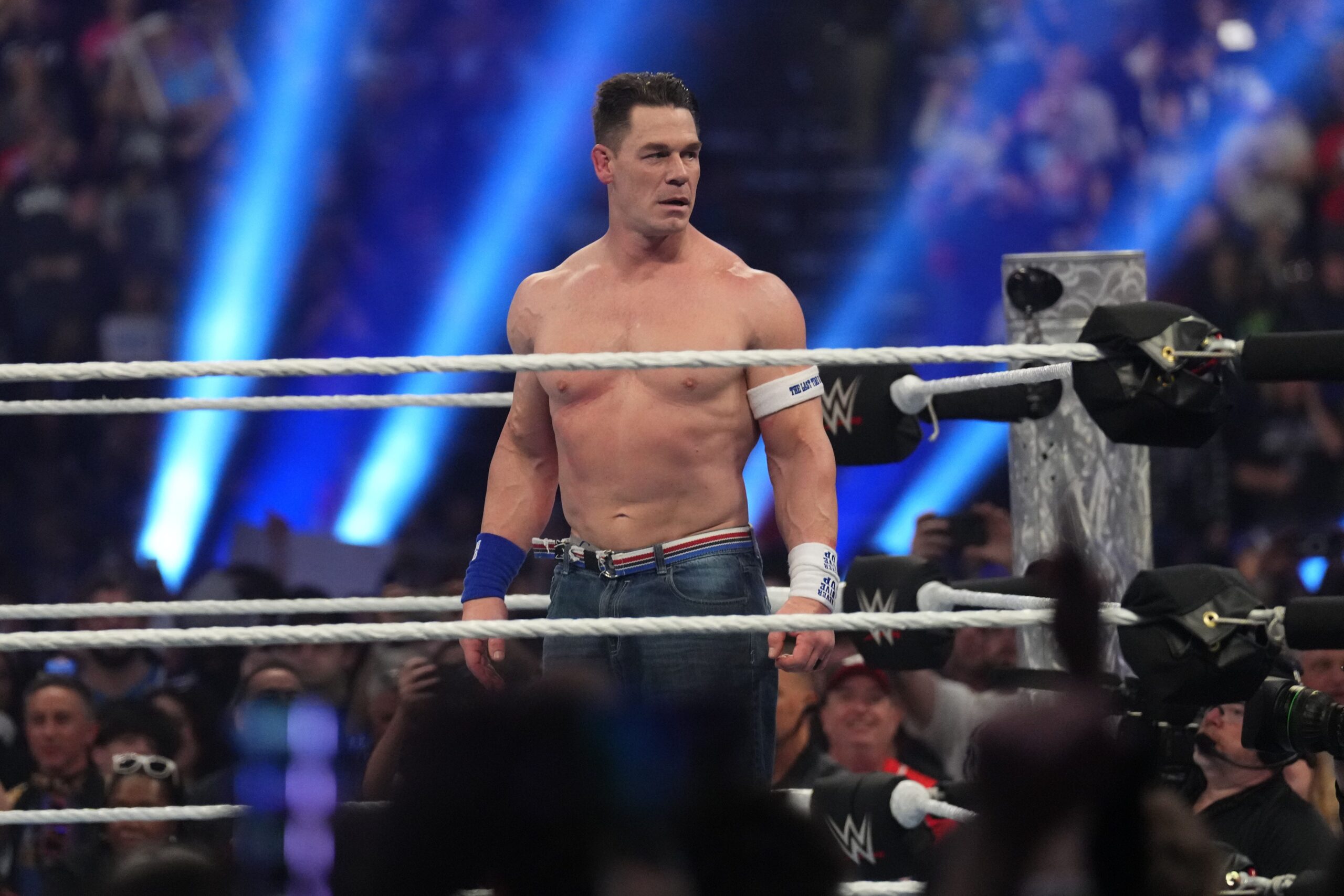 WWE, Elimination Chamber 2025, Toronto, Canada, WrestleMania 41, Cody Rhodes, Rhea Ripley, Trish Stratus, Sami Zayn, Kevin Owens, The Rock, Peacock, Netflix, wrestling, Rogers Centre, WWE Hall of Famer, Undisputed WWE Champion, Womens World Championship, premium live event

