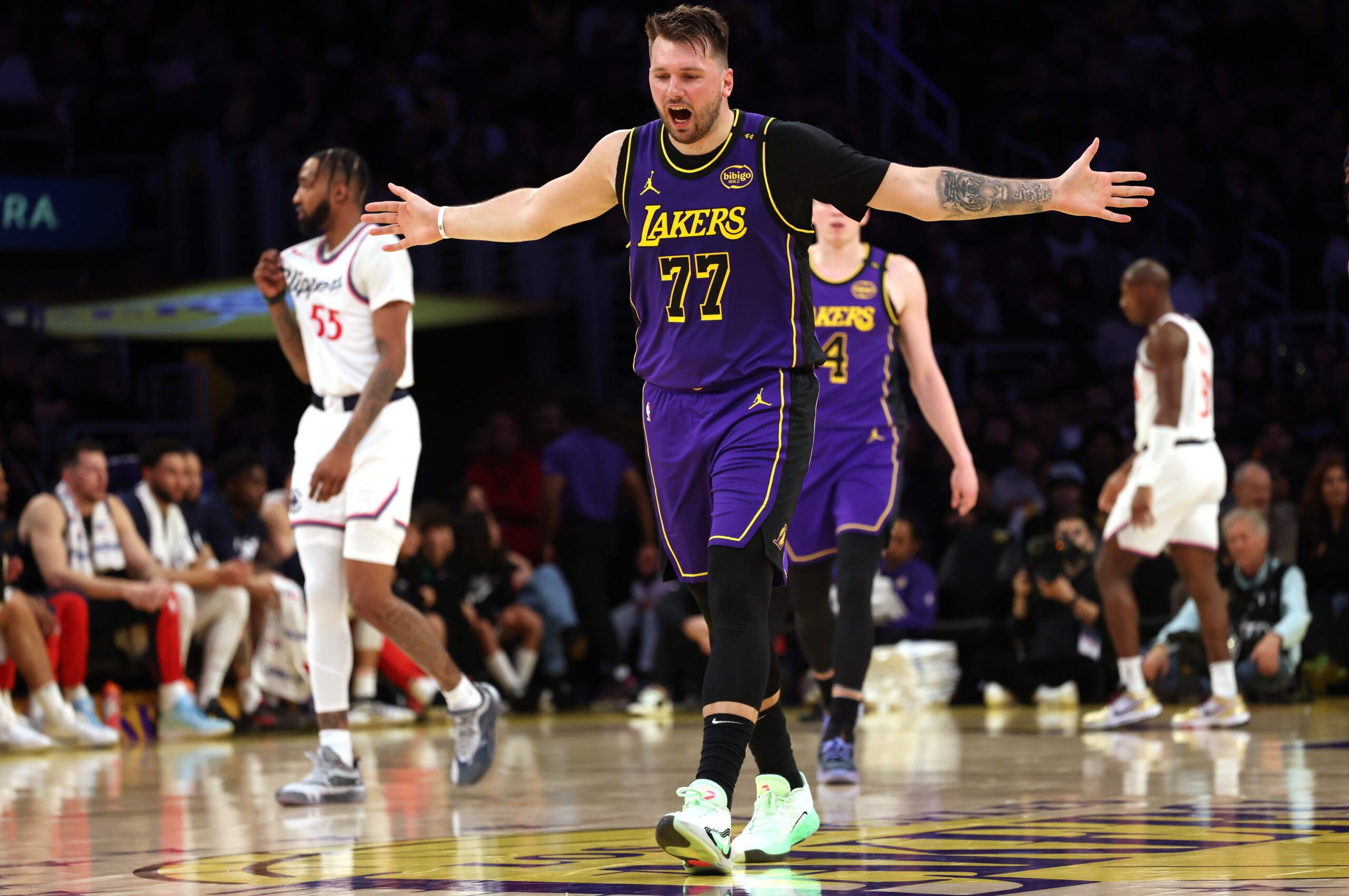 Luka Dončić, Los Angeles Lakers, NBA, trade, birthday, injury, starting lineup, Los Angeles Clippers, stats, 3-pointers, LeBron James, Kevin Durant, Carmelo Anthony, Tracy McGrady, Kobe Bryant, game recap, basketball
