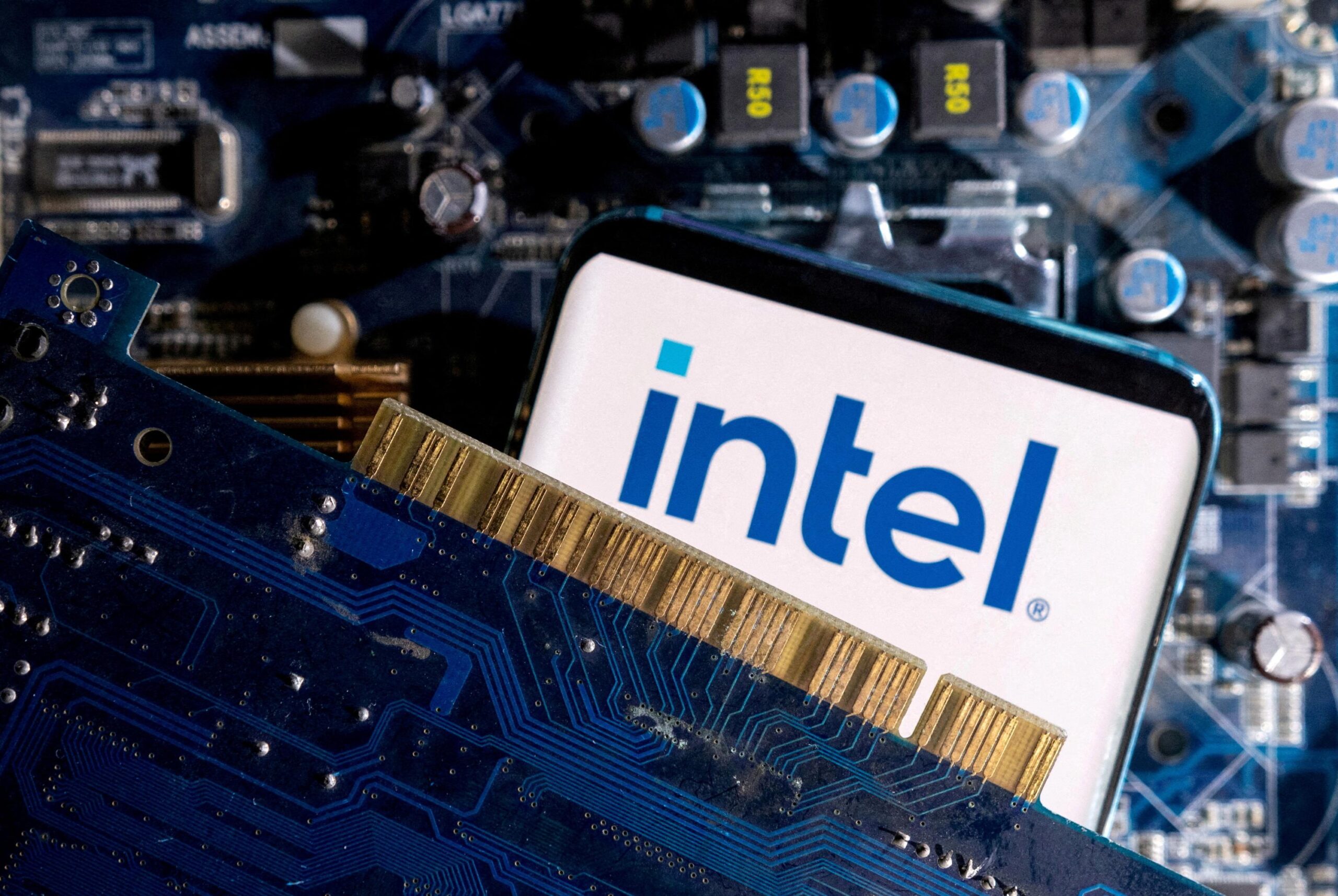 Intel, semiconductor manufacturing, Ohio, factory delay, CHIPS Act, US manufacturing, chip production, supply chain, government subsidies, Naga Chandrasekaran, market demand, artificial intelligence, AI, Nvidia, Donald Trump, tariffs, job creation, technology, industry
