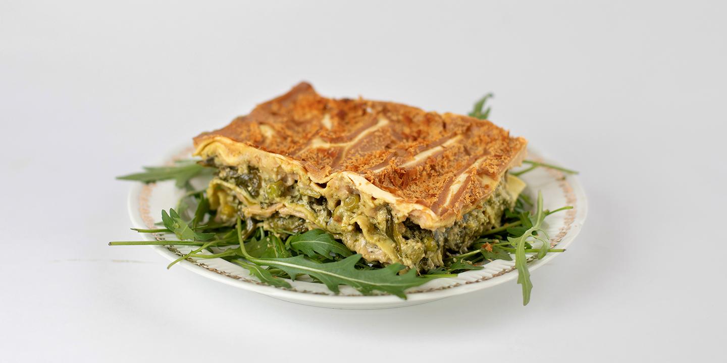 lasagna, pesto lasagna, vegetarian lasagna, spinach lasagna, béchamel lasagna, Camille Labro, recipe, Italian food, vegetarian recipe, easy lasagna recipe
