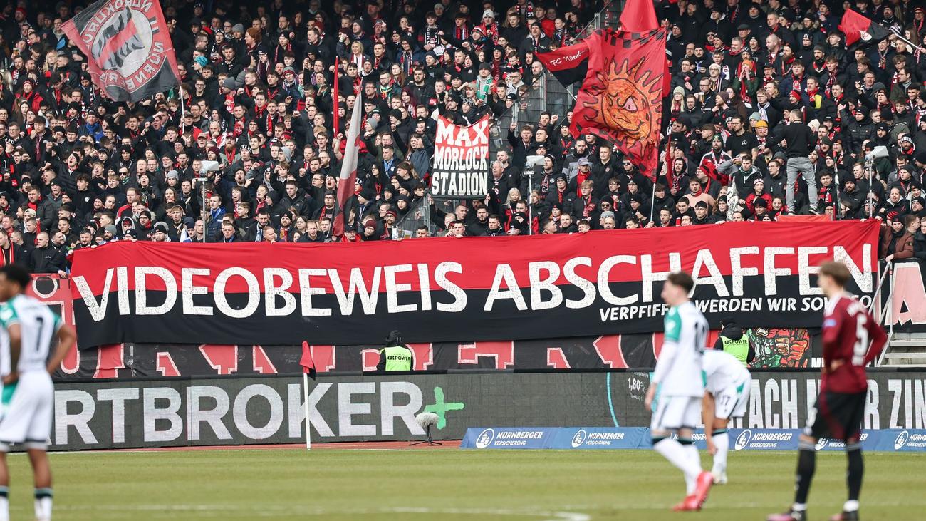 Miroslav Klose, 1. FC Nürnberg, Hannover 96, 2. Bundesliga, Video Assistant Referee, VAR, Julian Justvan, Janis Antiste, Sei Muroya, Tim Janisch, Joshua Knight, Jan Reichert, Stefanos Tzimas, Enzo Leopold, Fußball, Spielanalyse, Spielbericht
