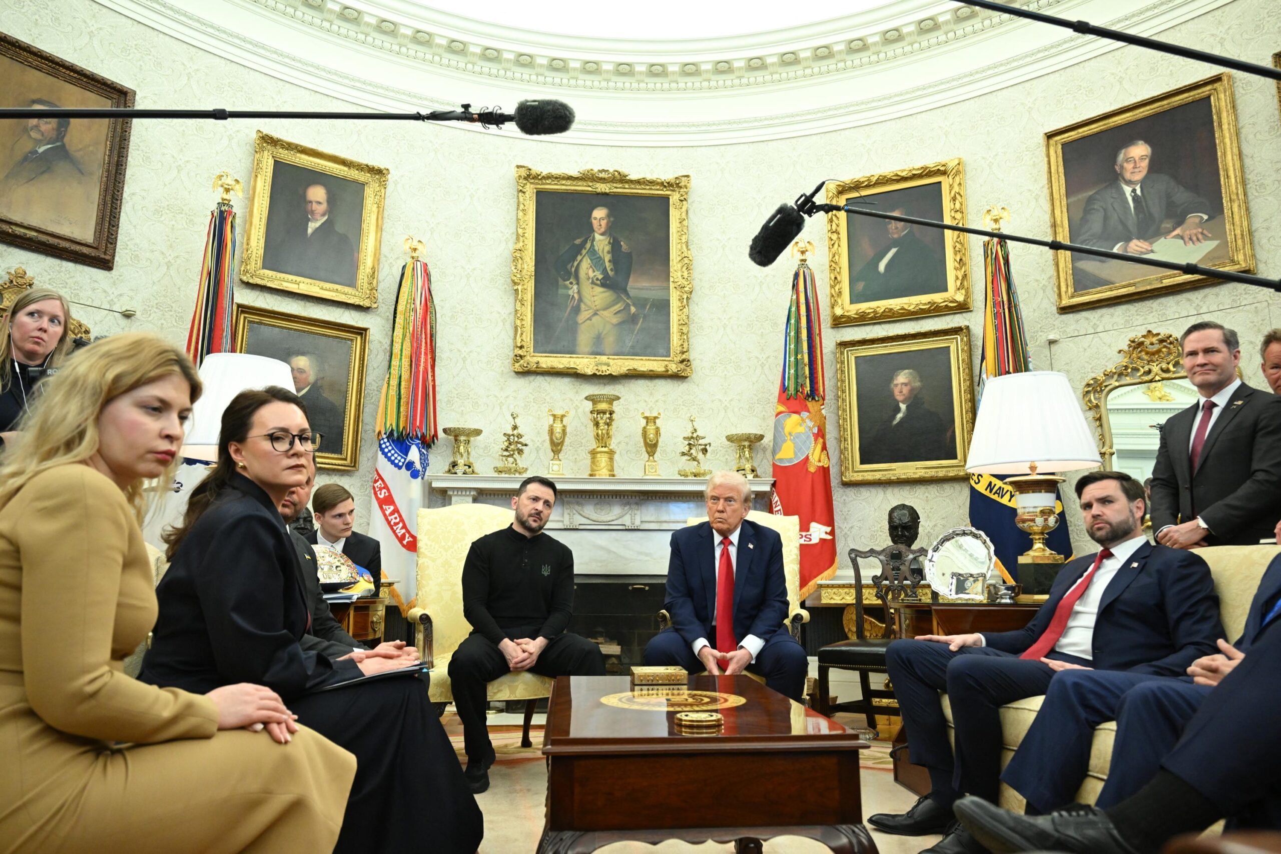 Donald Trump, Volodymyr Zelensky, Ukraine, Russia, Media Reaction, US Foreign Policy, International Relations, Political Analysis, Propaganda, Disinformation, Geopolitics, Kyiv Independent, New York Times, Washington Post, Breitbart, Meduza, Kommersant, Komsomolskaïa Pravda, US Aid to Ukraine, NATO, Vladimir Putin, Don Corleone, Post-World War II Order
