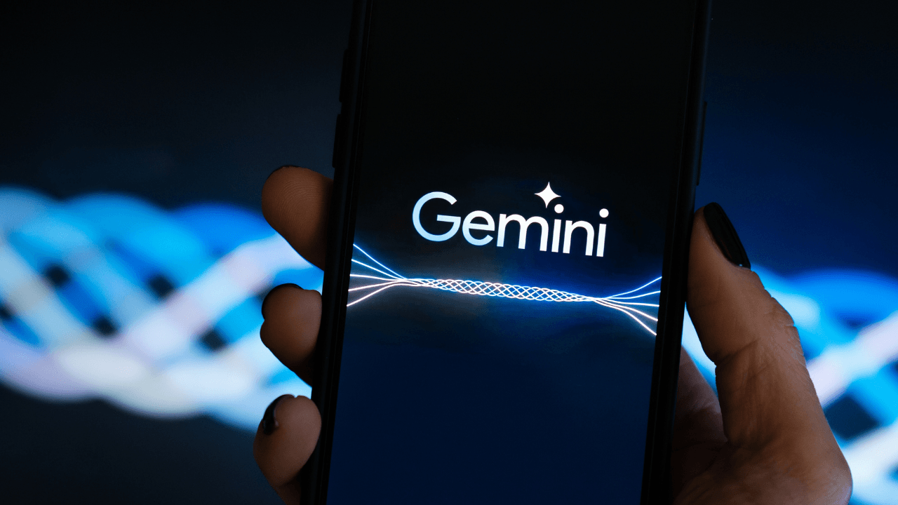 Gemini, Google AI, Saved Info, Personalised AI assistant, AI preferences, AI customisation, AI user experience, Gemini Advanced, ChatGPT, AI language preferences, AI food habits, AI travel plans, AI scheduling, AI programming languages
