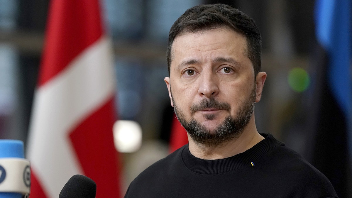 Ukraine, Zelenskyy, Trump, Russia, Peace Deal, US Foreign Policy, JD Vance, Europe, NATO, War, Conflict, Diplomacy, Negotiations, US-Ukraine Relations, US-Russia Relations, Geopolitics, International Relations, Foreign Aid, Military Aid, Elections, Volodymyr Zelenskyy, Donald Trump, Putin, Biden, Netanyahu, Obama, Clinton, Obama-Clinton-Biden Gang, China, DEFCON 2, Donbass, Crimea, Ukraine-splaining.

