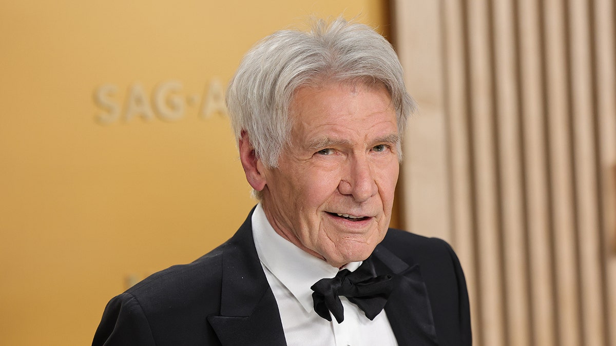 Harrison Ford, Academy Awards, Oscars, Shingles, Illness, Entertainment, Vaccination, Jessica Williams, SAG Awards, Ke Huy Quan, Indiana Jones, Witness, Award Show
