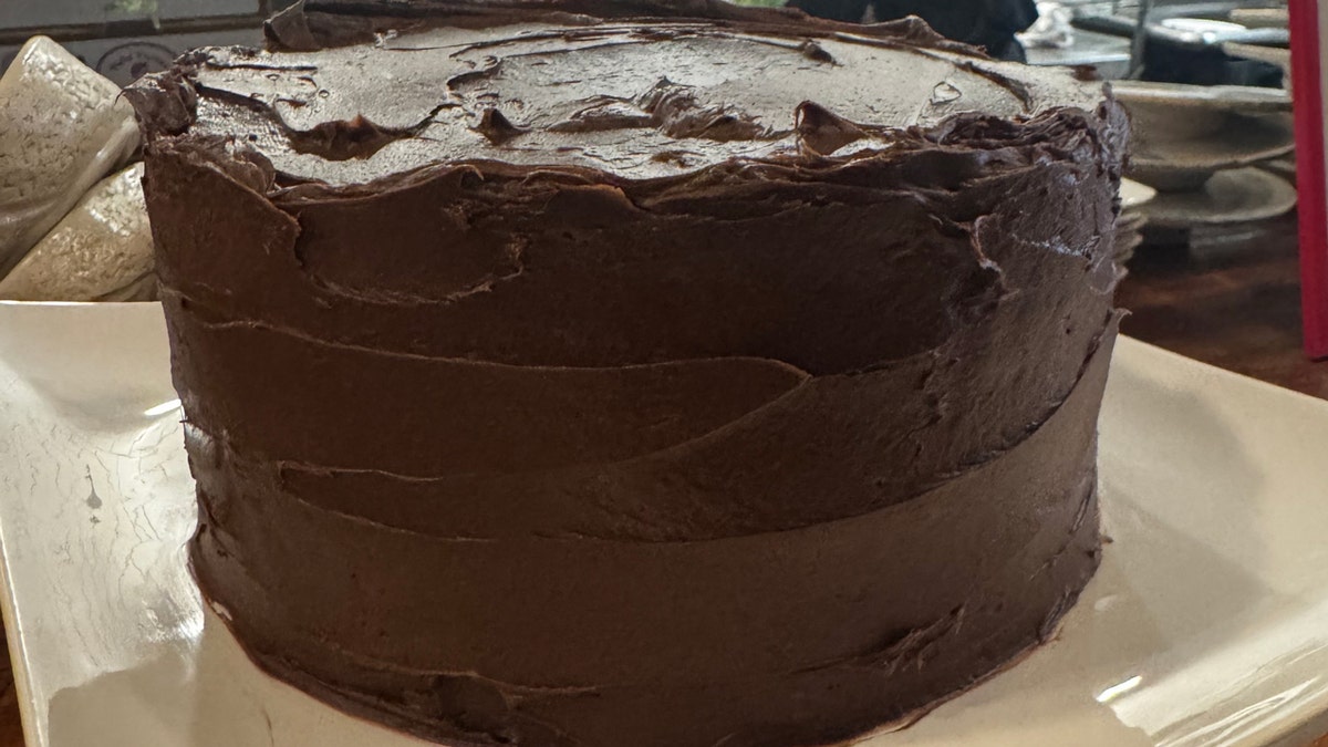 devils food cake, Gregory Leon, Amilinda, Milwaukee, recipe, chocolate cake, James Beard Award, mother's recipe, baking, dessert, Iberian cuisine, restaurant, chef, Fox News Digital, classic cake
