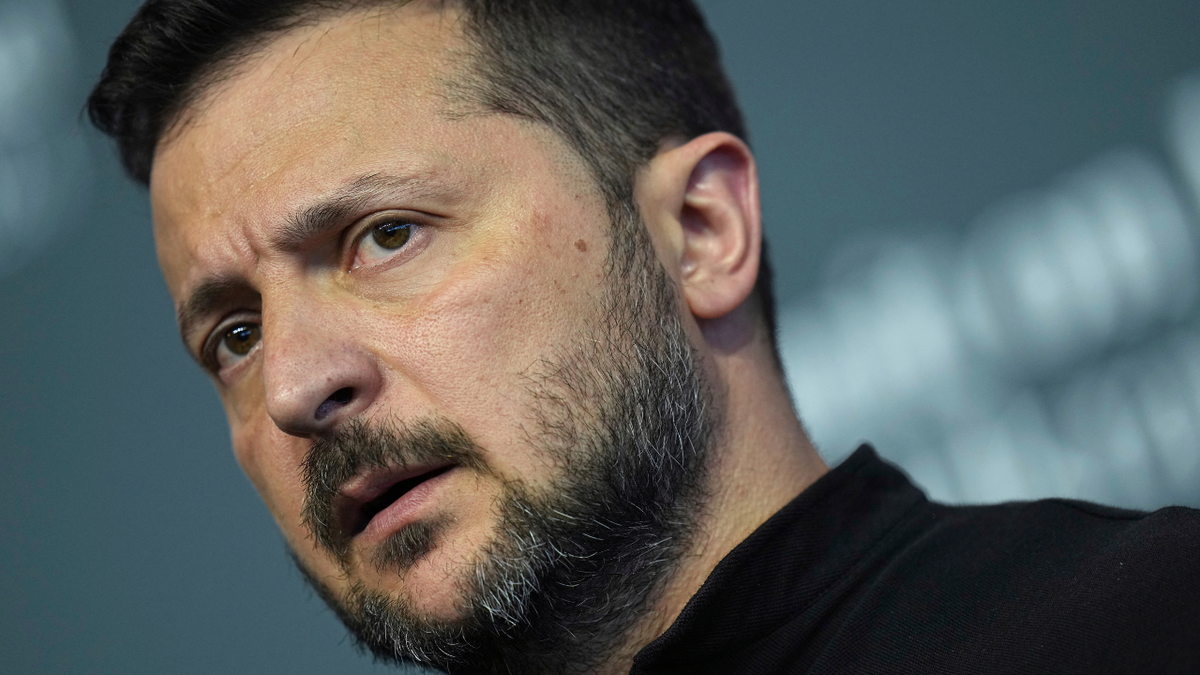 Volodymyr Zelenskyy, Ukraine, Lindsey Graham, Donald Trump, JD Vance, elections, NATO, Kyiv, Vitali Klitschko, Stefanchuk, Budanov, Zaluzhny, President, Politics, Russia, Putin, War, Approval Rating, Successors, Potential Candidates.
