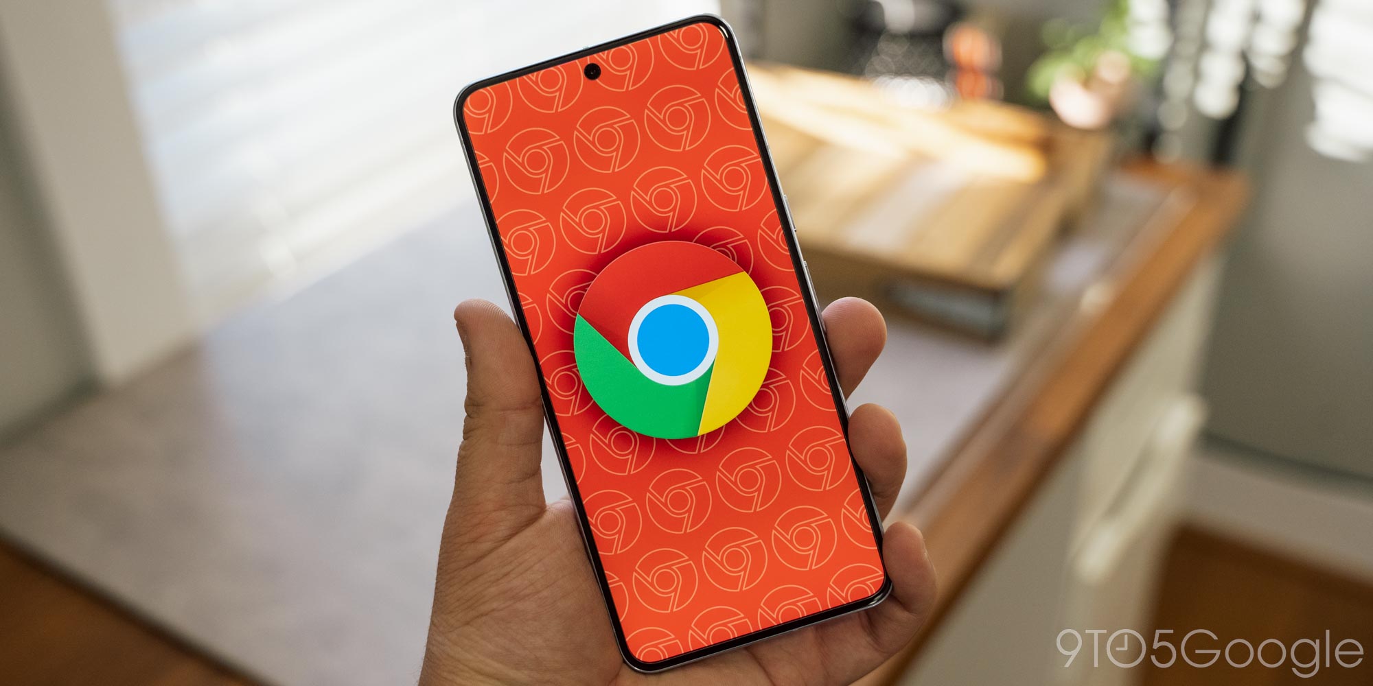 Chrome, Android, Navigation Bar, Edge-to-Edge, Theming, Gesture Handle, Dynamic Bottom Bar, Viewport, Update, Chrome 135, Release Date, April 1, Mobile Browsing, Web Content, User Interface, UI, Modernization, Small-Screen Devices, Large-Screen Support.

