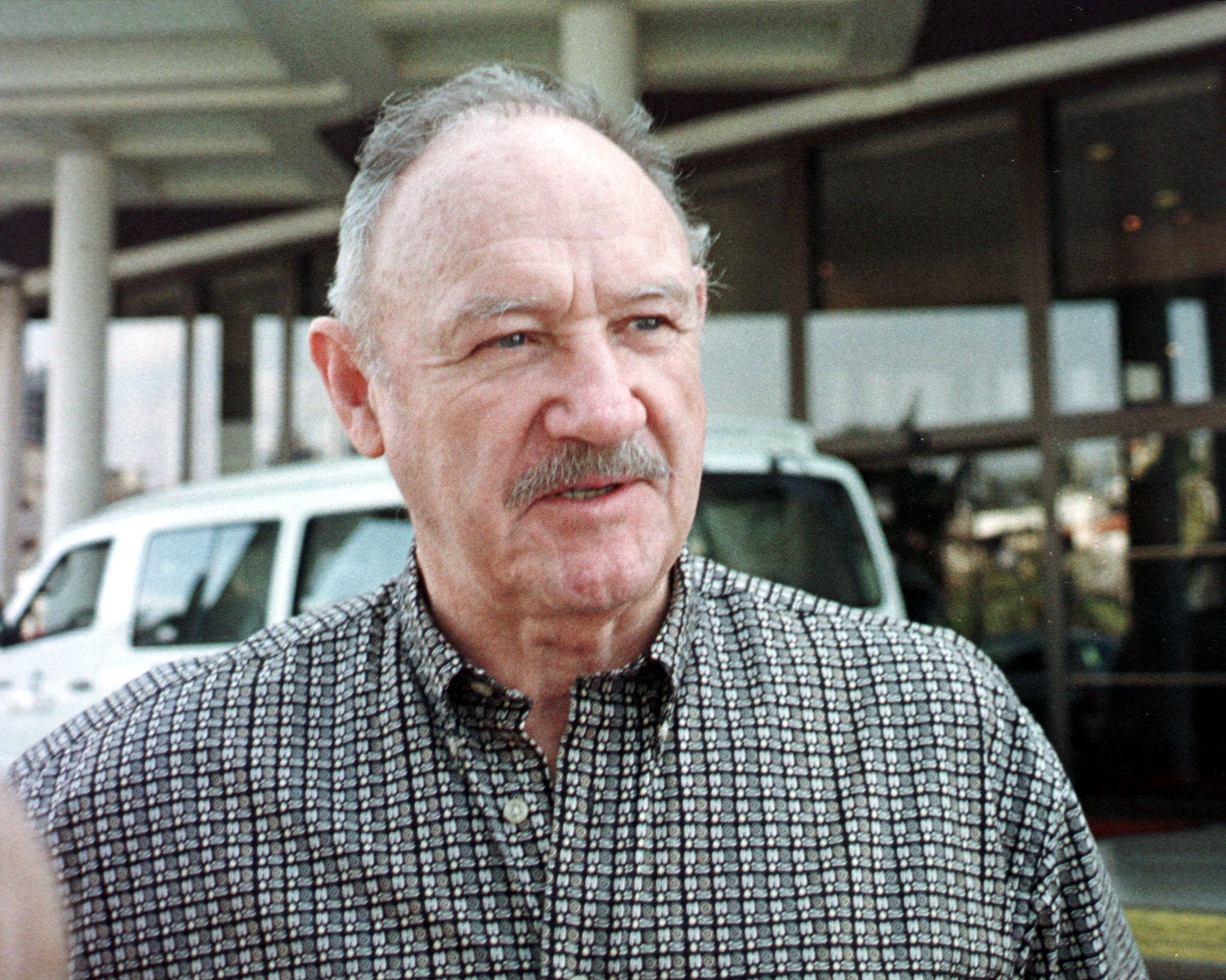 Gene Hackman, Betsy Arakawa, death investigation, Santa Fe, New Mexico, gas leak, carbon monoxide, red tags, code enforcement violations, medical investigator, pacemaker, Hollywood, suspicious death, body decomposition, mummification, prescription pills, dog death, news, update.
