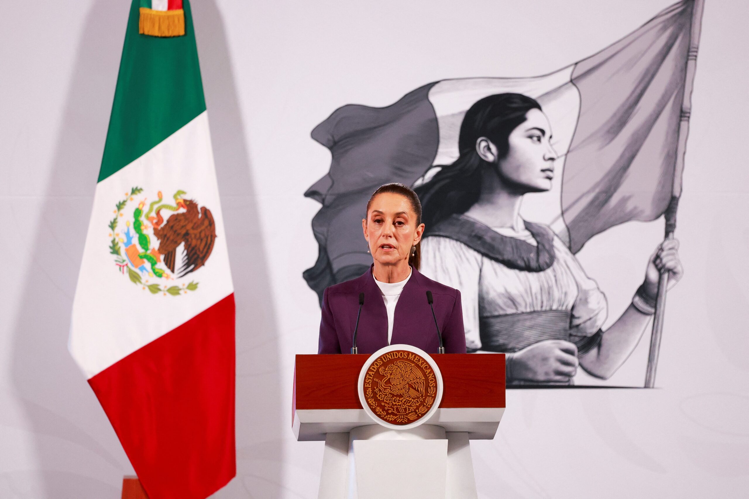 Mexico tariffs, US tariffs, Claudia Sheinbaum, Donald Trump, trade war, US-Mexico relations, Mexico trade partners, Canadian Prime Minister Justin Trudeau, auto industry tariffs, Mexican peso, Zocalo square rally, retaliatory tariffs
