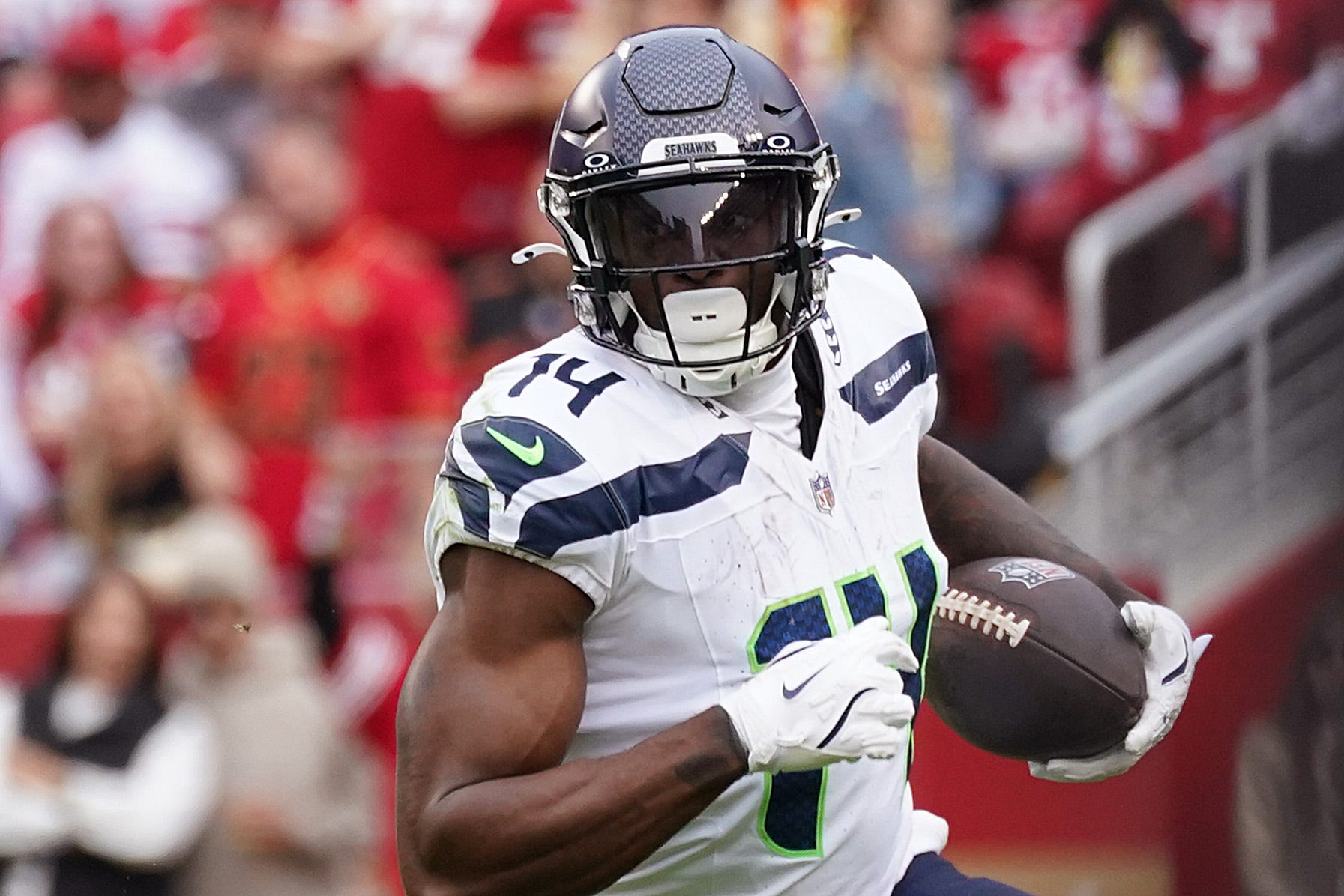 DK Metcalf, Seattle Seahawks, NFL Trade, NFL Free Agency, Wide Receiver, Las Vegas Raiders, New England Patriots, Los Angeles Chargers, Pittsburgh Steelers, Washington Commanders, Dallas Cowboys, Pete Carroll, Drake Maye, Justin Herbert, George Pickens, Russell Wilson, Deebo Samuel, Terry McLaurin, CeeDee Lamb, NFL, Football
