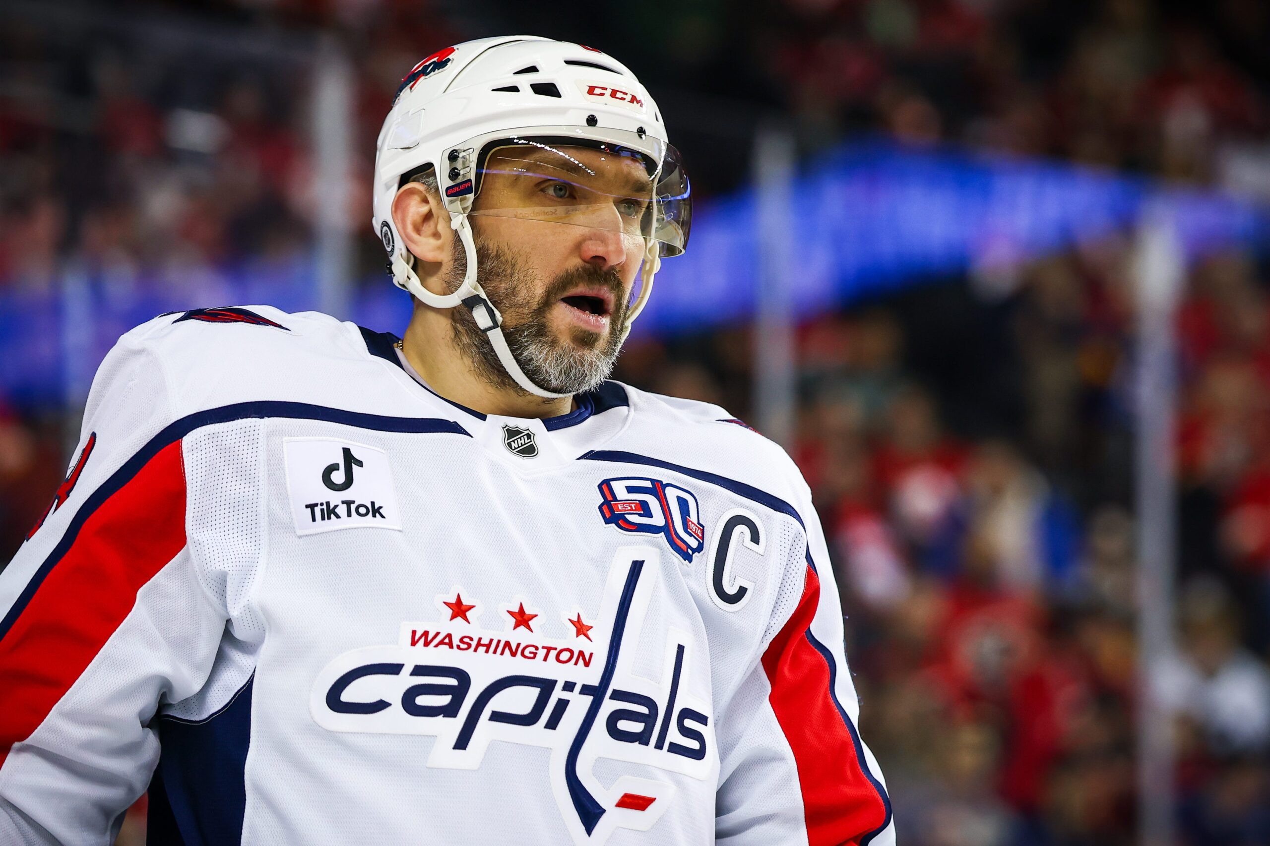 Alex Ovechkin, Wayne Gretzky, NHL, hockey, goal record, Washington Capitals, all-time leading scorer, Ovechkin goals, Gretzky record, NHL records, hockey history, Ovechkin stats, Ovechkin vs Gretzky, Alex Ovechkin record chase, NHL goal scoring, Ovechkin career goals, Washington Capitals hockey, Ovechkin injury, Ovechkin comeback, Hockey Hall of Fame
