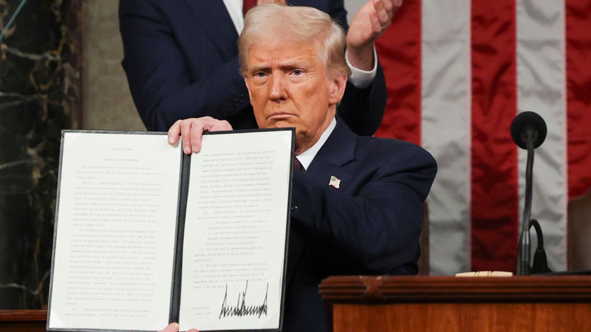 Donald Trump, Jocelyn Nungaray, Laken Riley, Immigration, Illegal Immigration, Fox News, Focus Group, Political Polarization, Republican, Democrat, Independent, Tren de Aragua, MS-13, Biden Administration, Border Security, National Wildlife Refuge, Executive Order, Alexis Nungaray, Foreign Terrorist Organizations.