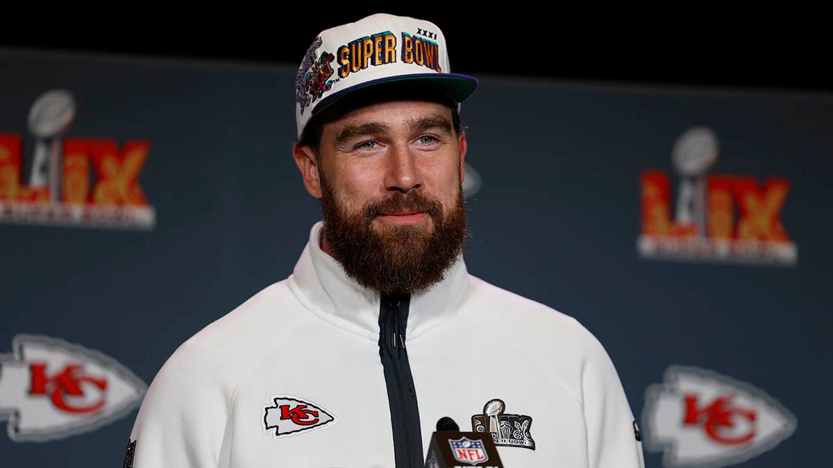 Travis Kelce, Kansas City Chiefs, NFL, football, retirement, New Heights podcast, Andy Reid, Super Bowl, tight end, contract, future, career
