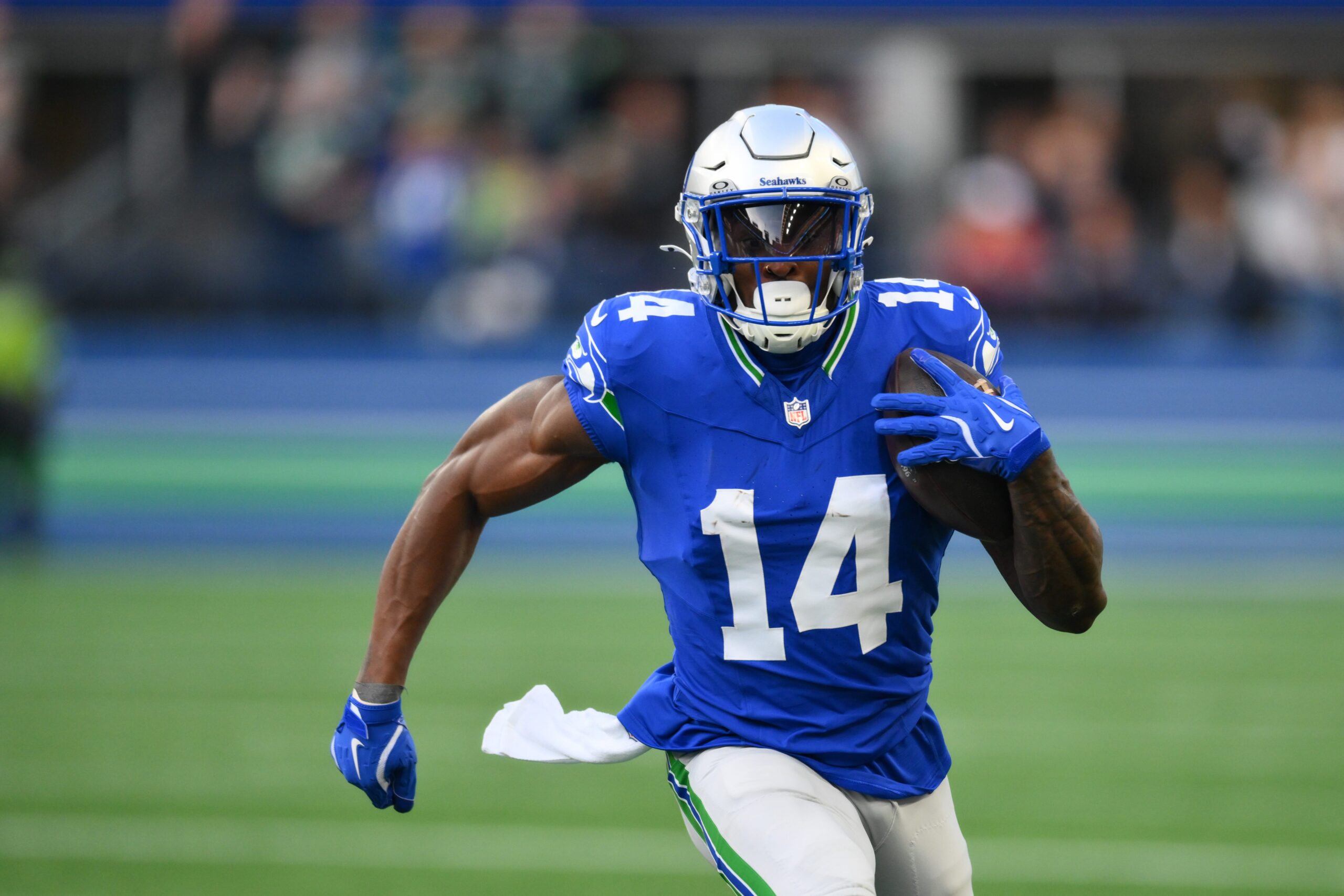 DK Metcalf, Seattle Seahawks, NFL Trade Rumors, Wide Receiver, Football, Geno Smith, Jaxon Smith-Njigba, Tyler Lockett, NFL Free Agency, NFL, Raiders, Patriots, DraftKings Sportsbook, NFL Odds, Football Trades, NFL Transactions, Sports News
