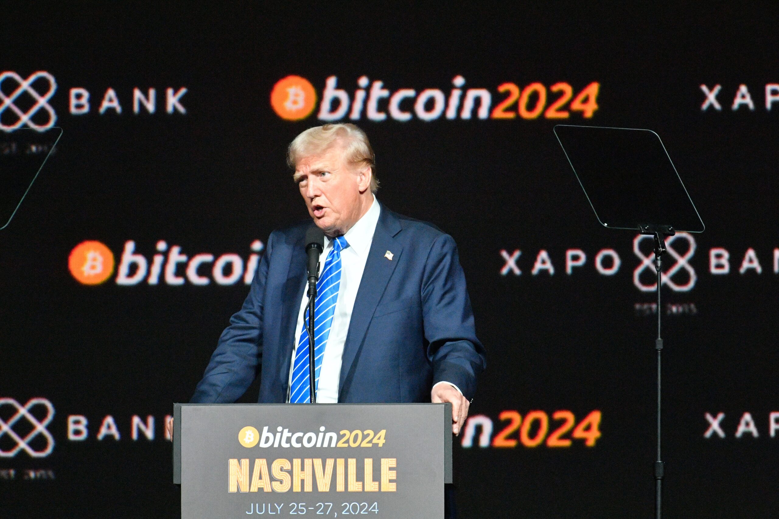 Donald Trump, Bitcoin, cryptocurrency, digital assets, Strategic Bitcoin Reserve, Digital Asset Stockpile, executive order, White House, David Sacks, crypto regulation, U.S. Department of Treasury, national debt, Cynthia Lummis, digital gold, World Liberty Financial, crypto summit, federal government holdings
