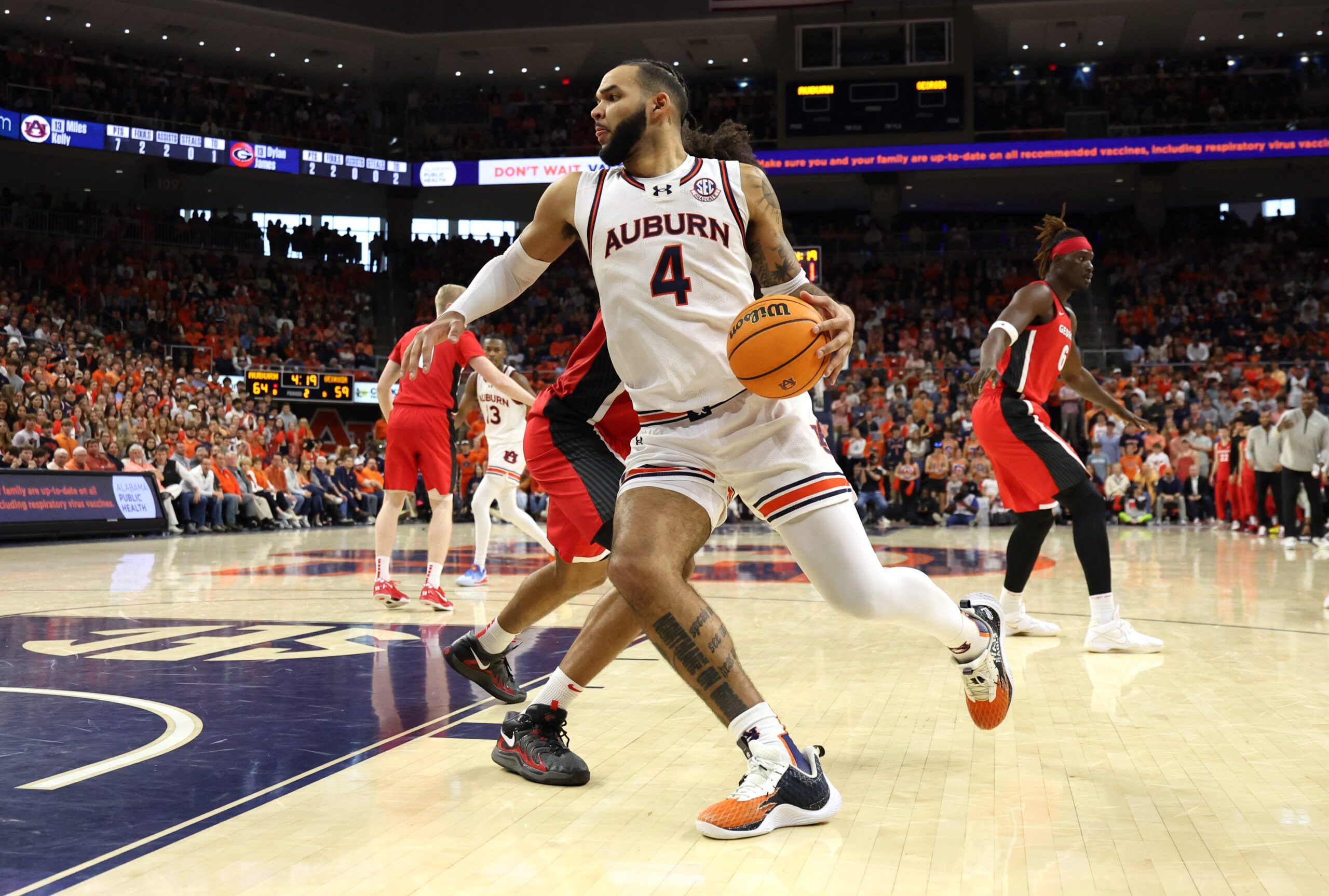 Selection Sunday, March Madness, NCAA Tournament, college basketball, mens basketball, womens basketball, bracket reveal, UConn Huskies, Alabama basketball, Auburn basketball, UCLA basketball, USC basketball, TV schedule, live stream, Fubo, First Four, tournament bracket, March 16
