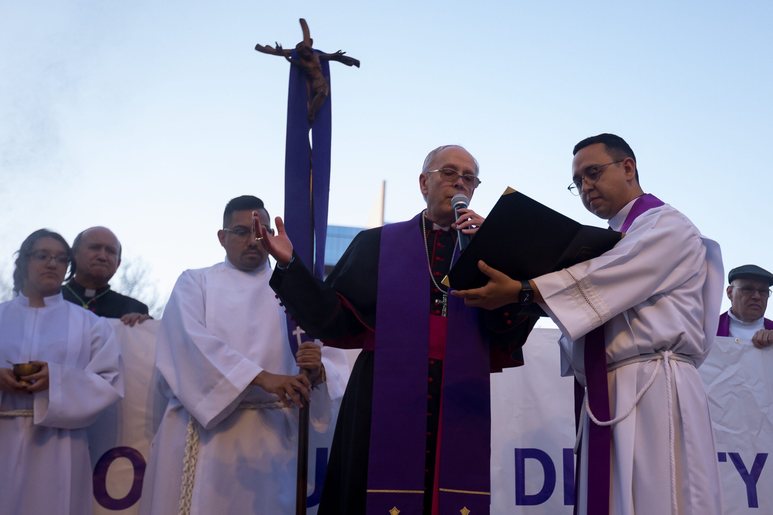 Migrants, Asylum-seekers, Faith, Religion, U.S.-Mexico Border, Ciudad Juárez, Bishop Mark Seitz, Asylum System, Title 42, Migration, Immigration, Prayer, Signs from God, Jeremy Slack, Women of Welcome, Border Crisis
