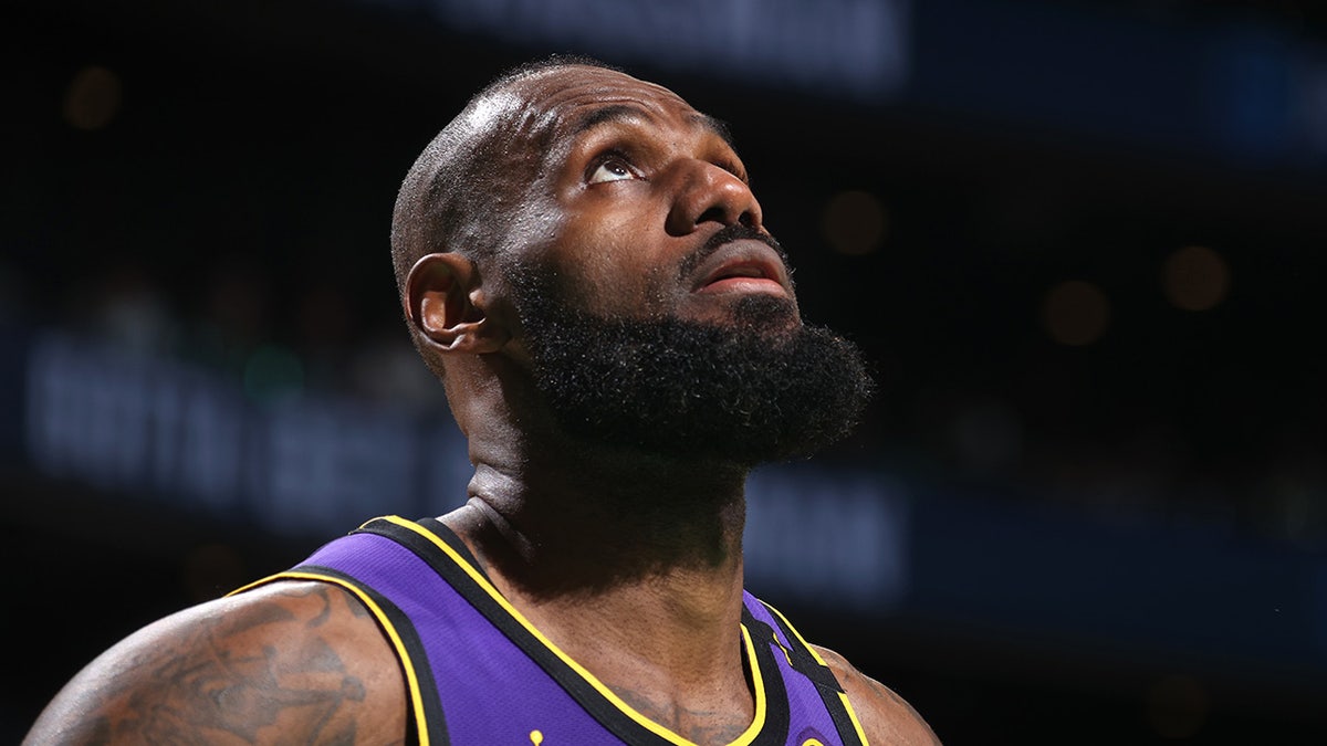 Los Angeles Lakers, Boston Celtics, LeBron James injury, Luka Doncic, NBA, basketball, sports news, Fox News, groin injury, Western Conference standings, injury update, game recap, Lakers vs Celtics, NBA scores, NBA standings
