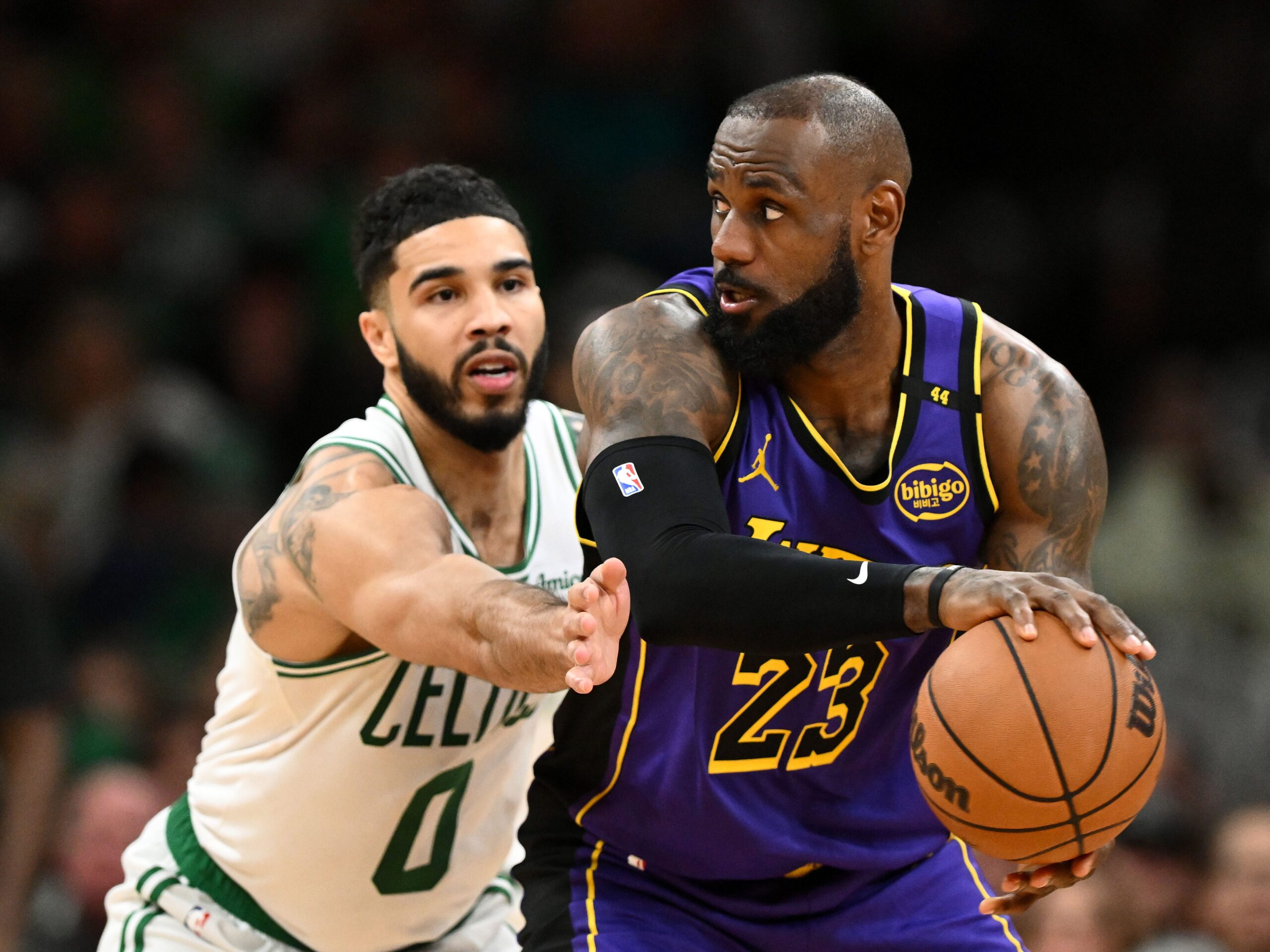 LeBron James, MVP, NBA, Giannis Antetokounmpo, Nikola Jokic, Jayson Tatum, Shai Gilgeous-Alexander, Award, Basketball, Player of the Month, Western Conference, All-NBA, Statistics, Analysis
