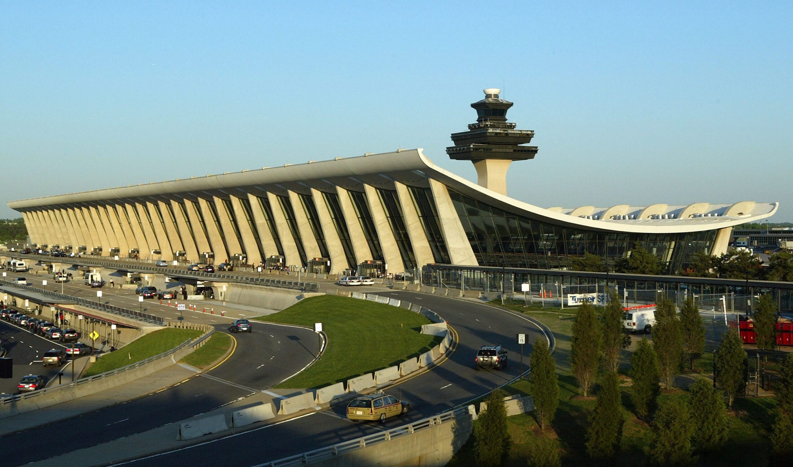 Maryland measles case, Howard County measles, measles outbreak, Johns Hopkins Howard County Medical Center, Washington Dulles International Airport, international travel, Maryland Department of Health, measles exposure, pediatric emergency department, terminal A, baggage area
