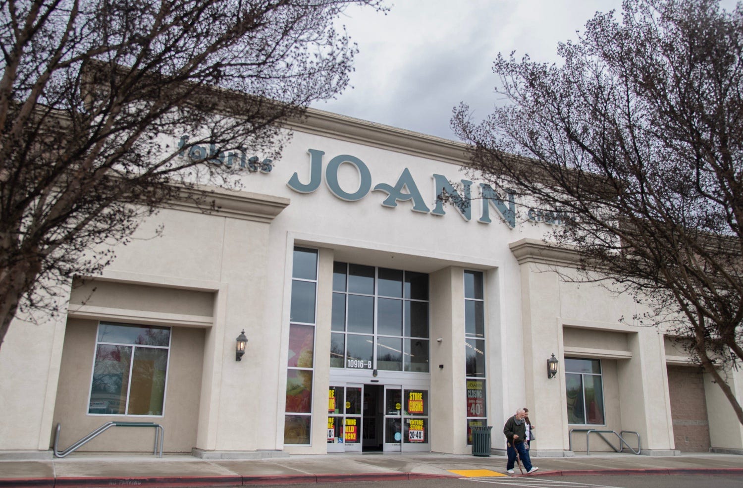 Joann, Joann store closure, gift cards, bankruptcy, retail, going out of business sale, fabric, crafts, Chapter 11, GA Group, liquidation, customer outrage, Maine gift card law, store closings, retail news
