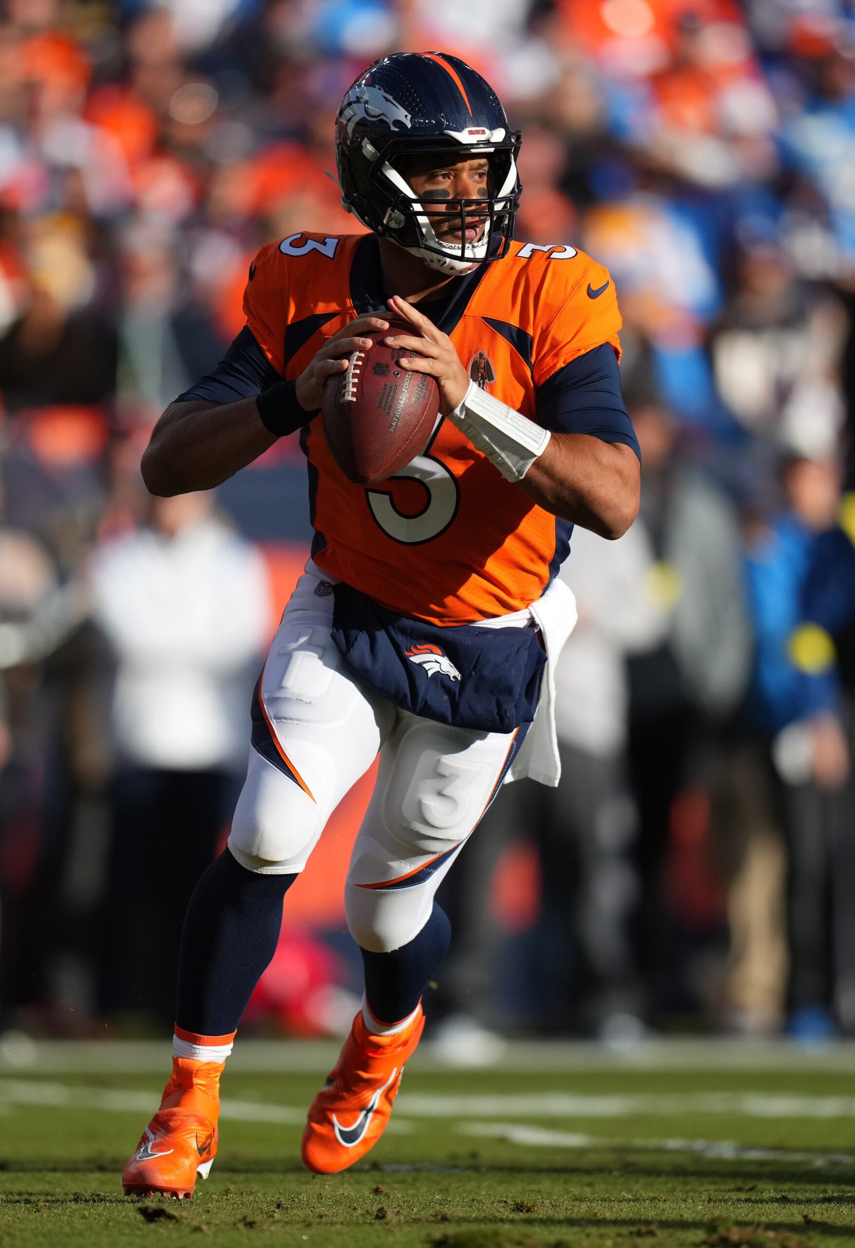 NFL, dead money, dead cap, salary cap, contract, football, trade, release, signing bonus, guaranteed money, post-June 1 release, Kirk Cousins, Atlanta Falcons, Russell Wilson, NFL offseason, 2025 NFL, NFL contracts, NFL teams, NFL players, prorated bonus, cap hit
