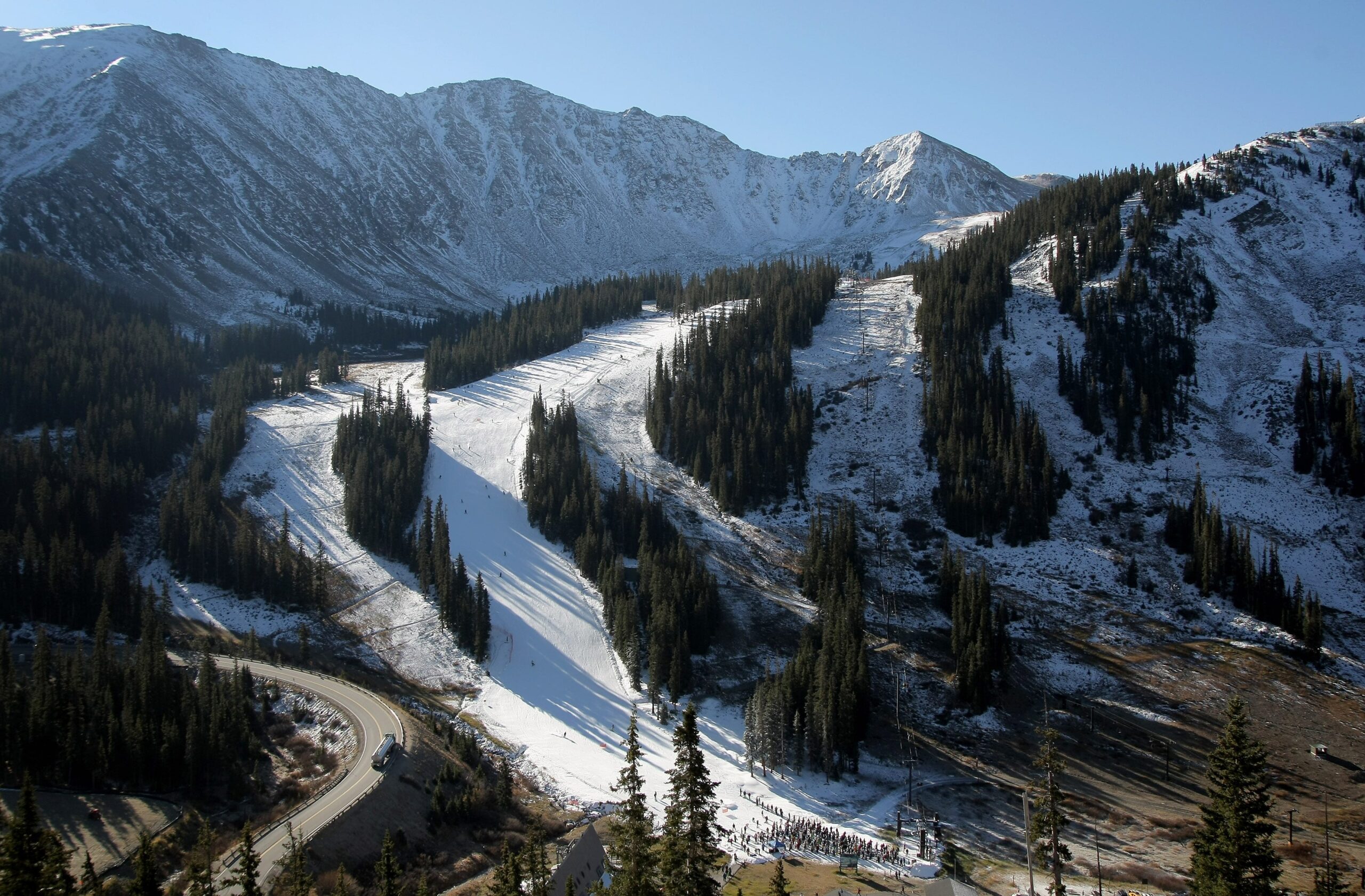 Keystone Resort, skiing accident, skier death, Summit County Sheriff's Office, Colorado, high speed skiing, light pole crash, avalanche, Utah, Uinta mountains, Central Oregon, backcountry skiing, Deschutes County Sheriff, skiing safety, ski accident investigation
