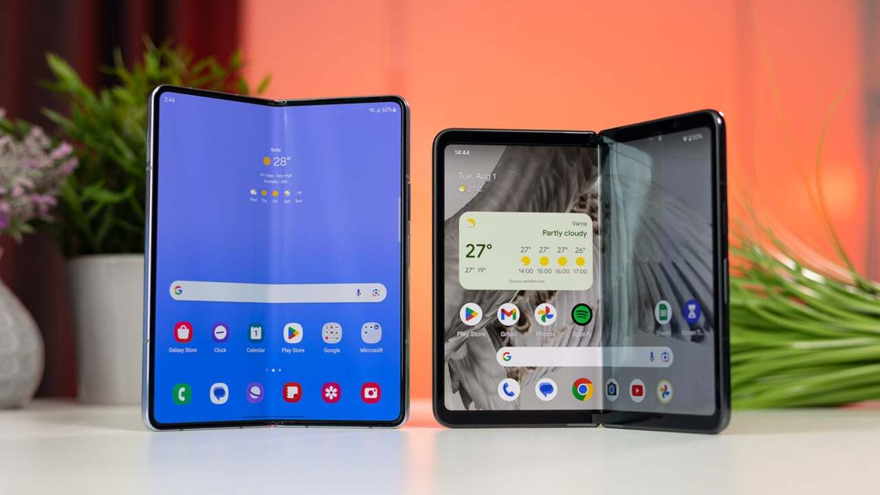 Samsung, One UI 7, Galaxy Z Fold 6, foldable phone, update, beta, swipe to continue, taskbar, Android 13, user experience, software, features, release date, April 2025

