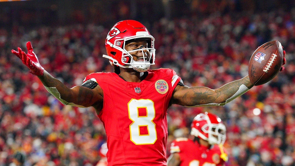 DeAndre Hopkins, Lamar Jackson, Baltimore Ravens, NFL, Free Agency, Wide Receiver, Football, Super Bowl, NFL Trade, Sports News, Zay Flowers, Rashod Bateman, Mark Andrews, Isaiah Likely, Derrick Henry
