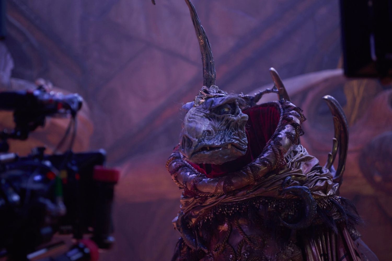 The Dark Crystal: Age of Resistance, Netflix, Jim Henson Company, puppetry, fantasy series, review, masterpiece, best TV show, Taron Egerton, Anya Taylor-Joy, Mark Hamill, Javier Grillo-Marxuach, cancellation, Gelfling, Skeksis, Thra, dark fantasy, io9, streaming, recommendation, must-watch, epic fantasy
