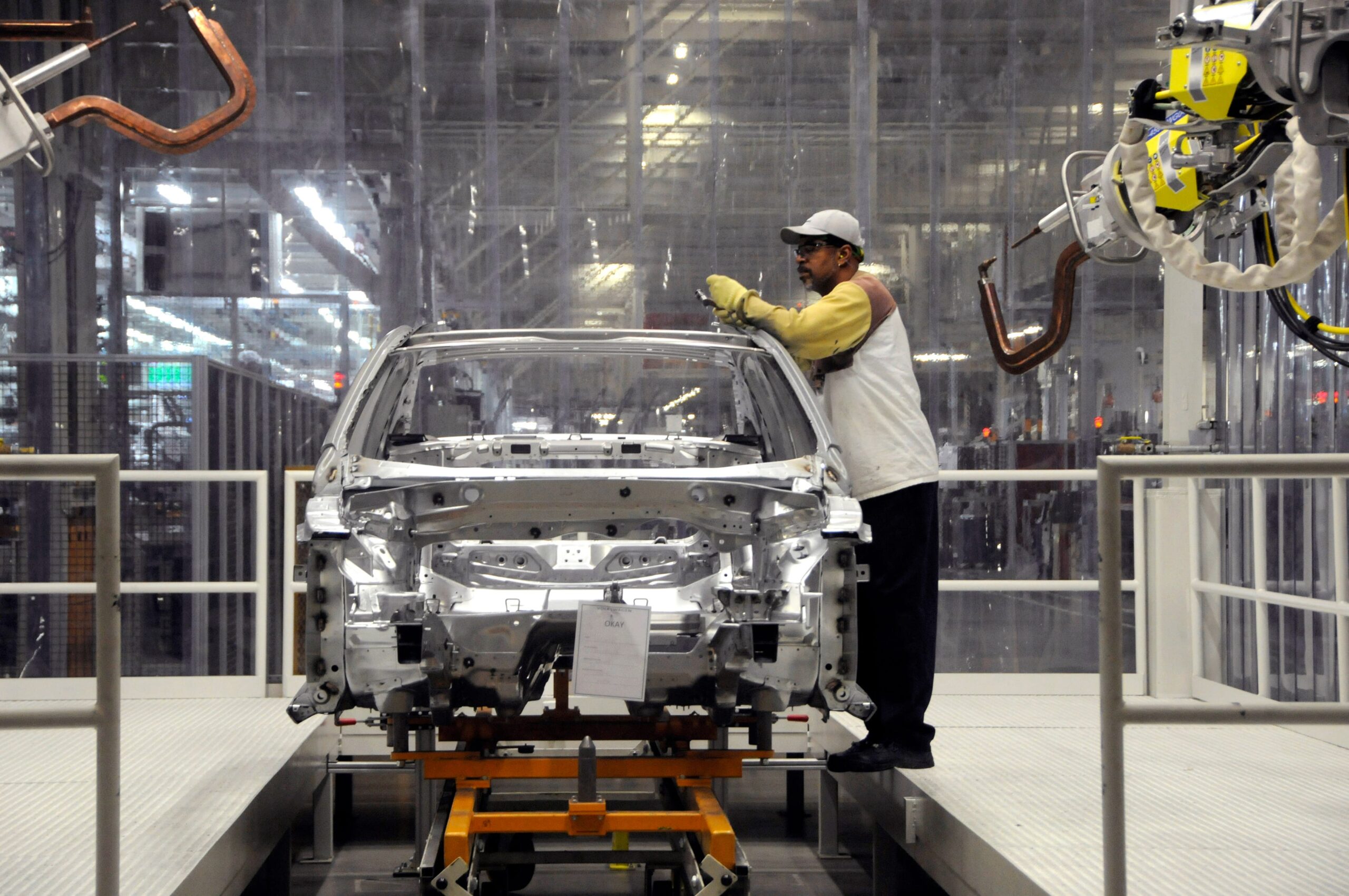 Volkswagen, BMW, U.S. tariffs, Mexico, auto industry, Donald Trump, trade policy, North American-built vehicles, U.S.-Mexico-Canada Agreement, supply chains, auto exports, Chattanooga, Skoda, SEAT, CUPRA, Puebla, U.S. plant, BMWG.DE, U.S. dealers, Porsche, Stellantis, Belvidere, Illinois, midsize pickup truck, automotive news, trade war
