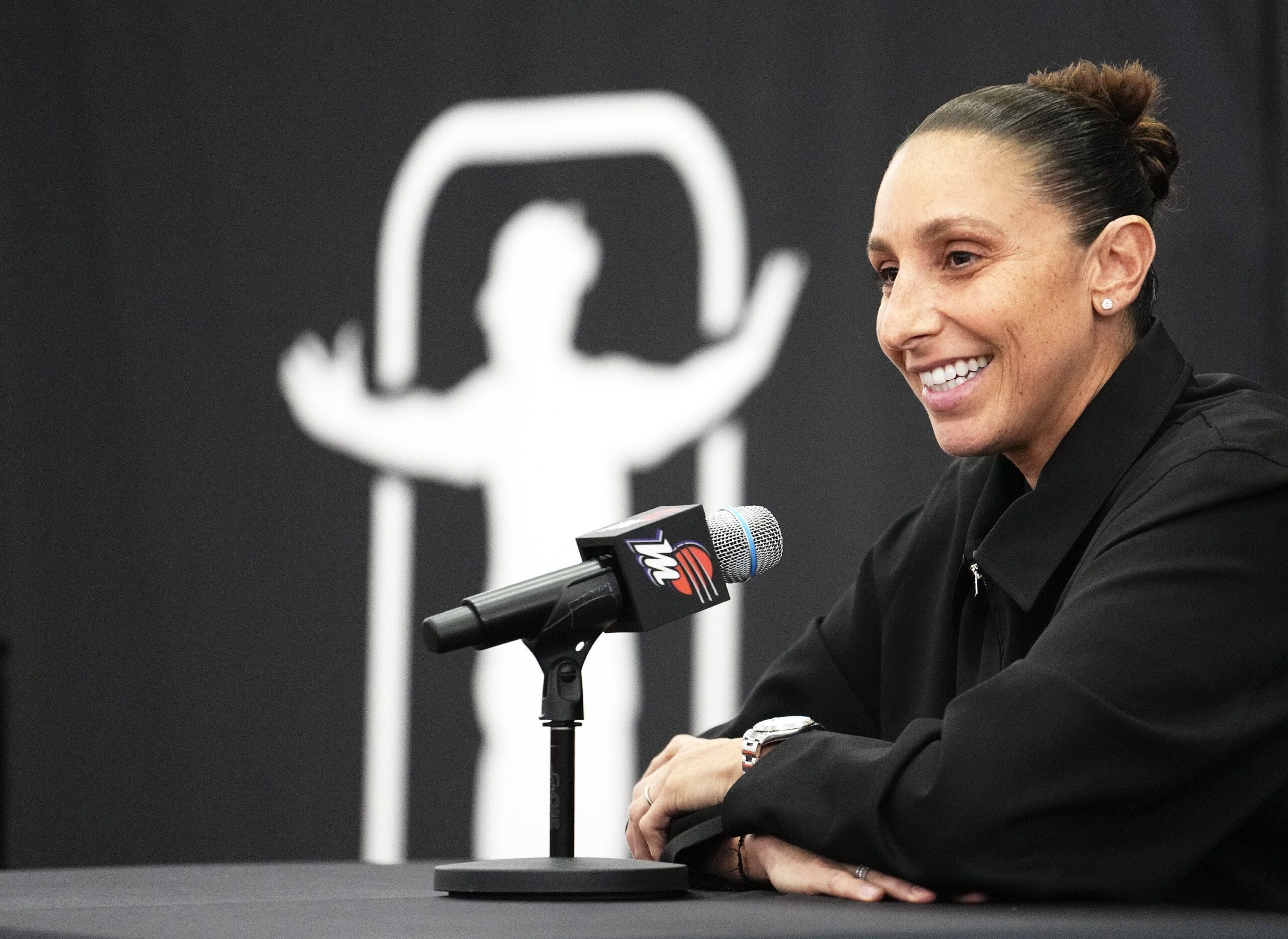 Diana Taurasi, Phoenix Mercury, WNBA, retirement, basketball, Leo, Isla, Penny Taylor, all-time leading scorer, WNBA champion, UConn Huskies, Nick U'Ren, Diana Taurasi Courts, women's sports, career, legacy, farewell tour, family
